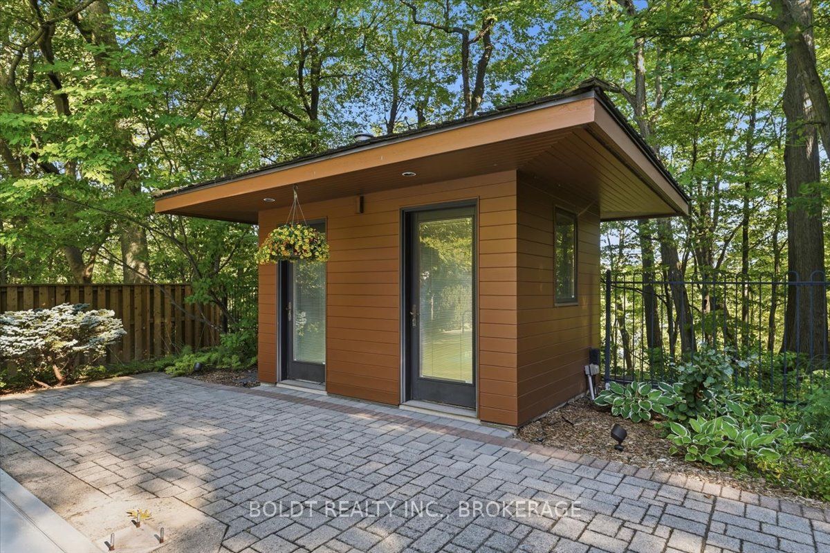 290 Riverview Boulevard Property Photo 46