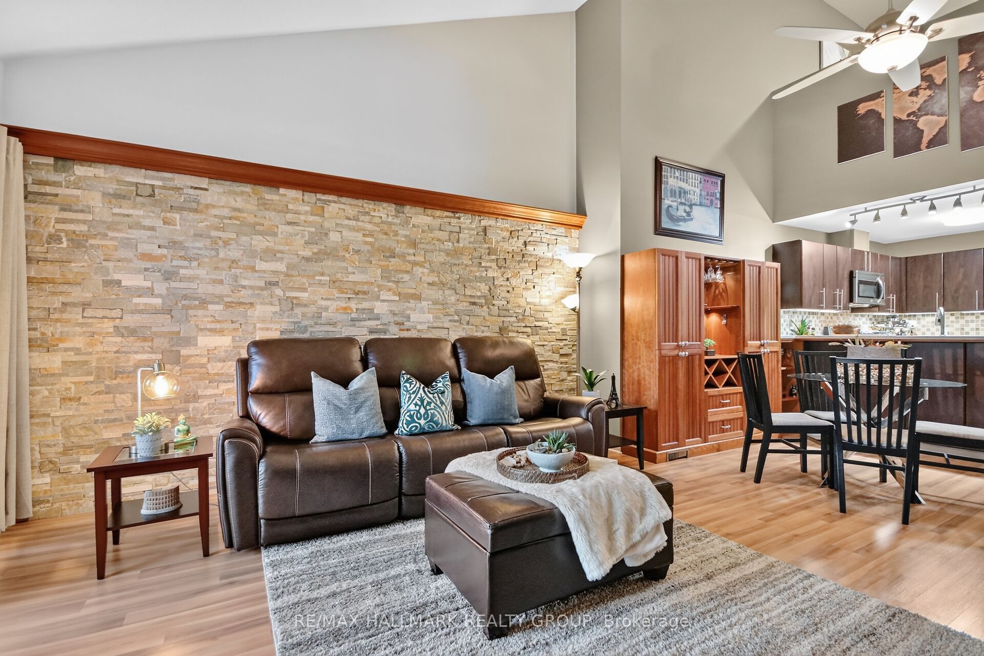 10e Daybreak Street Property Photo 20