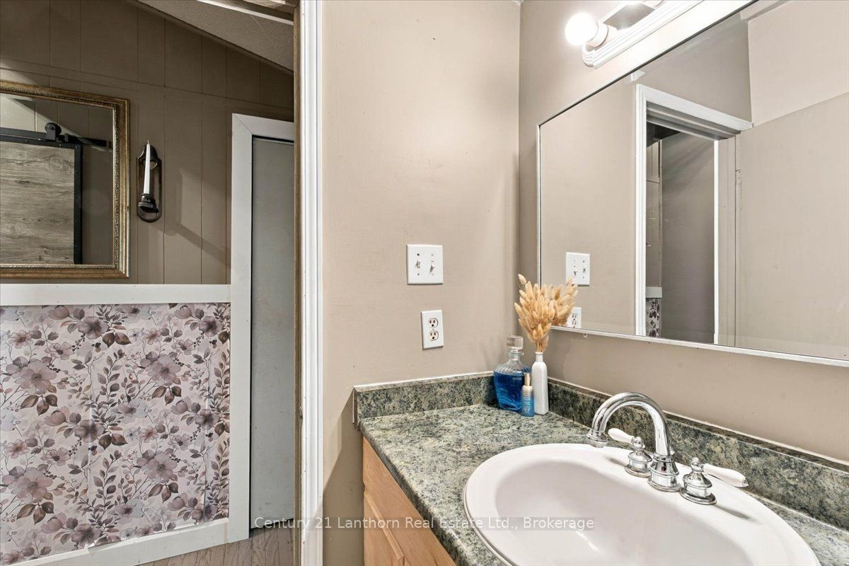 13056 Highway 62 Property Photo 25