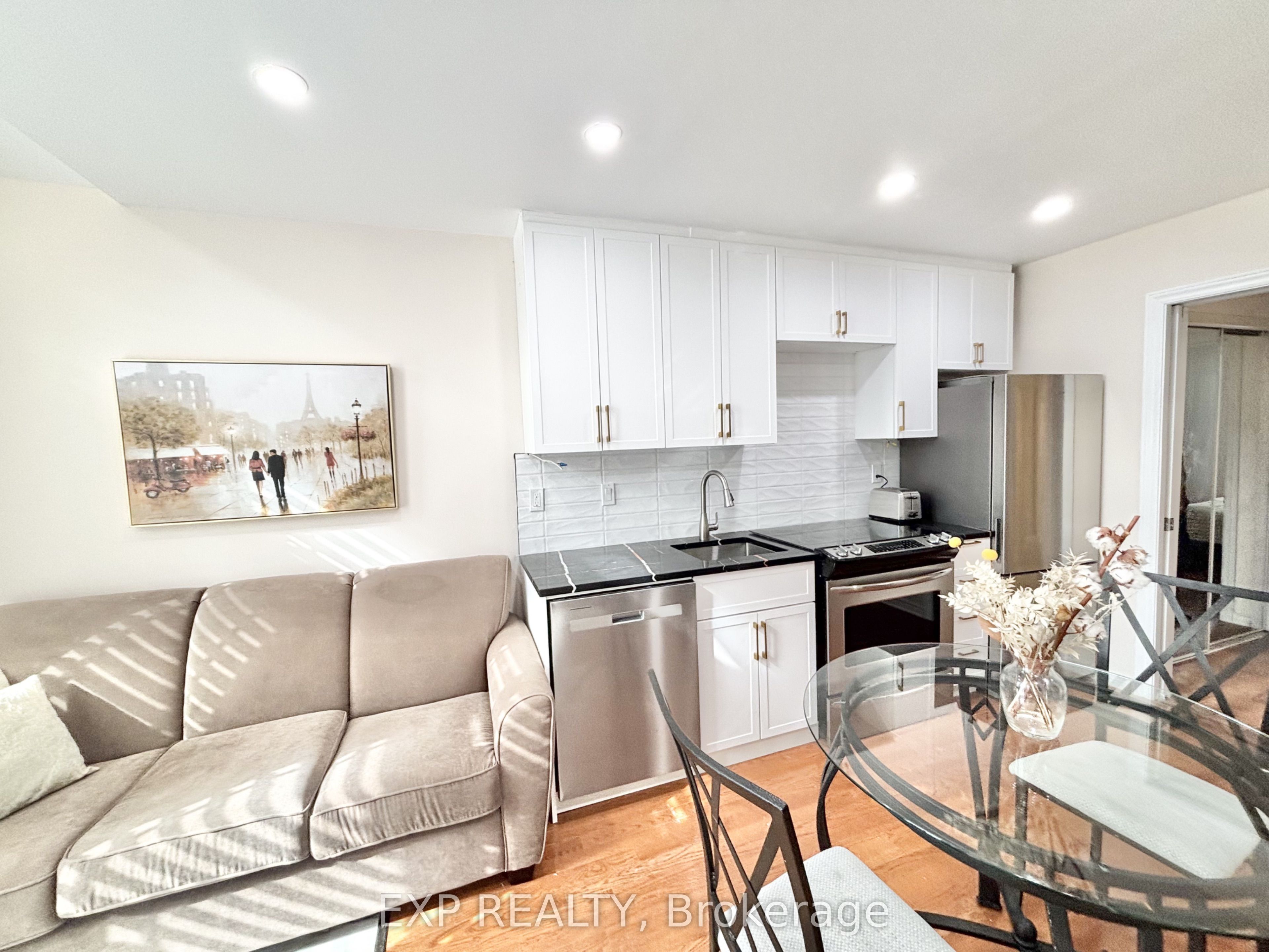 1428 Talcy Crescent B Property Photo 2
