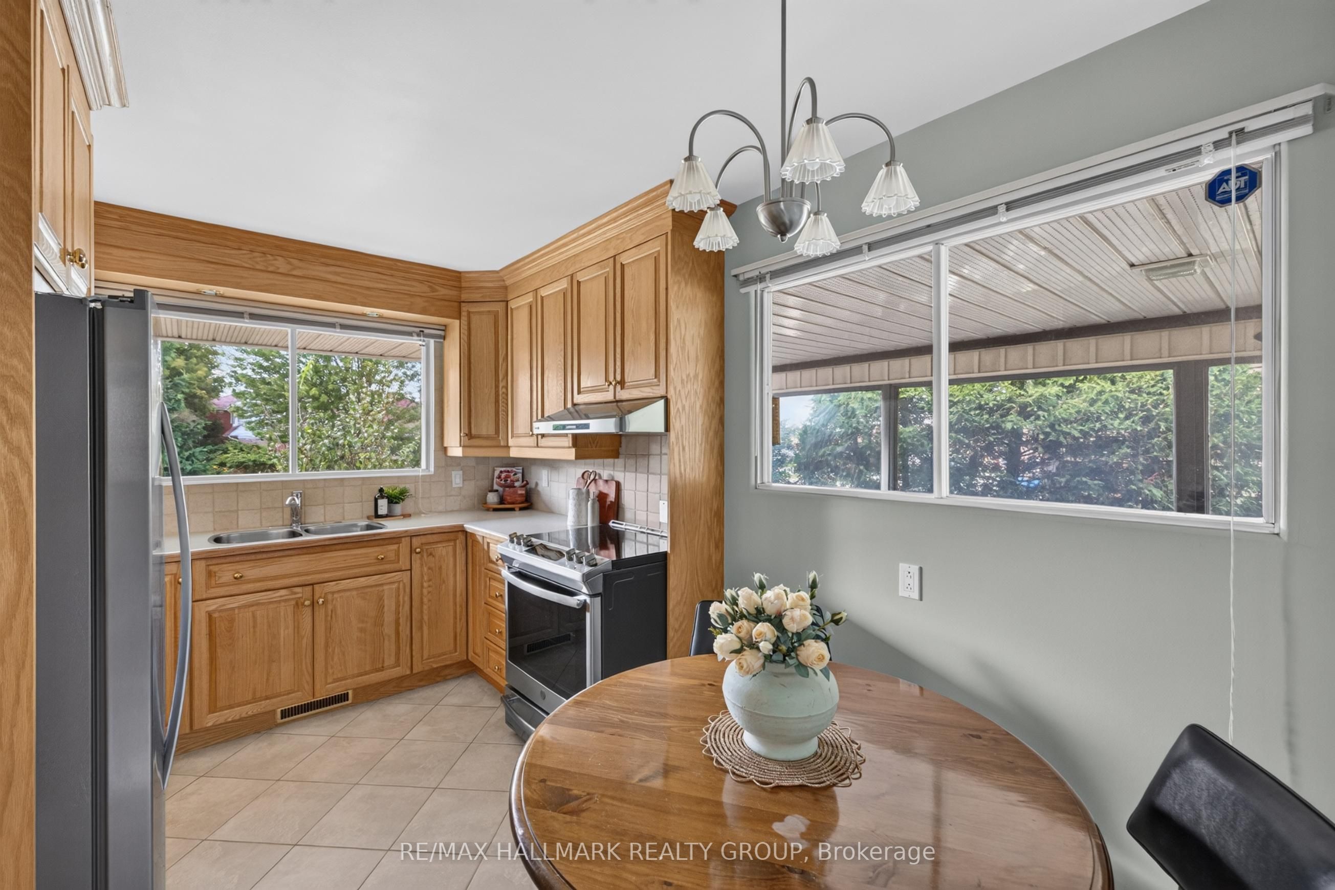 811 Iroquois Road Property Photo 12