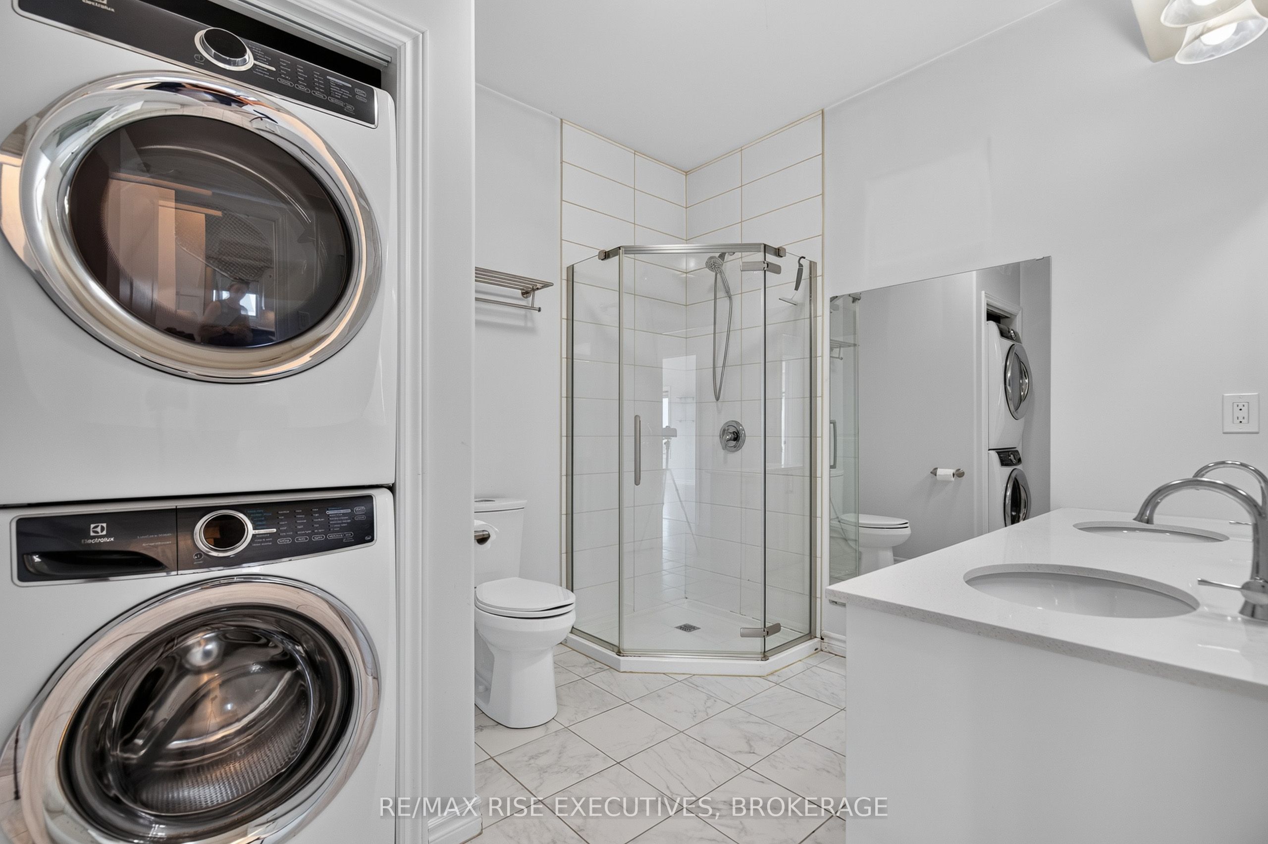 1015 Terra Verde Way 201 Property Photo 17