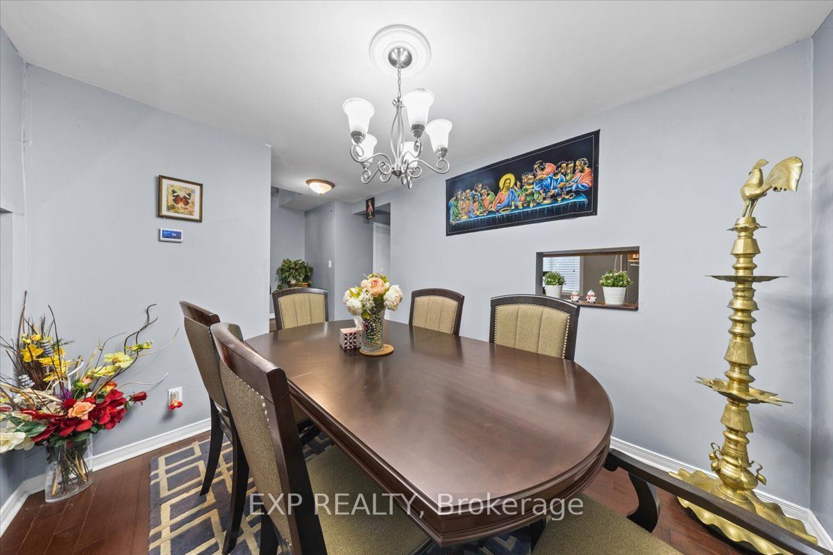 66 Tedwyn Drive Property Photo 12