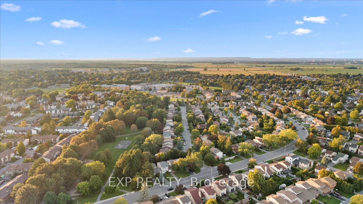 66 Tedwyn Drive Property Photo 36