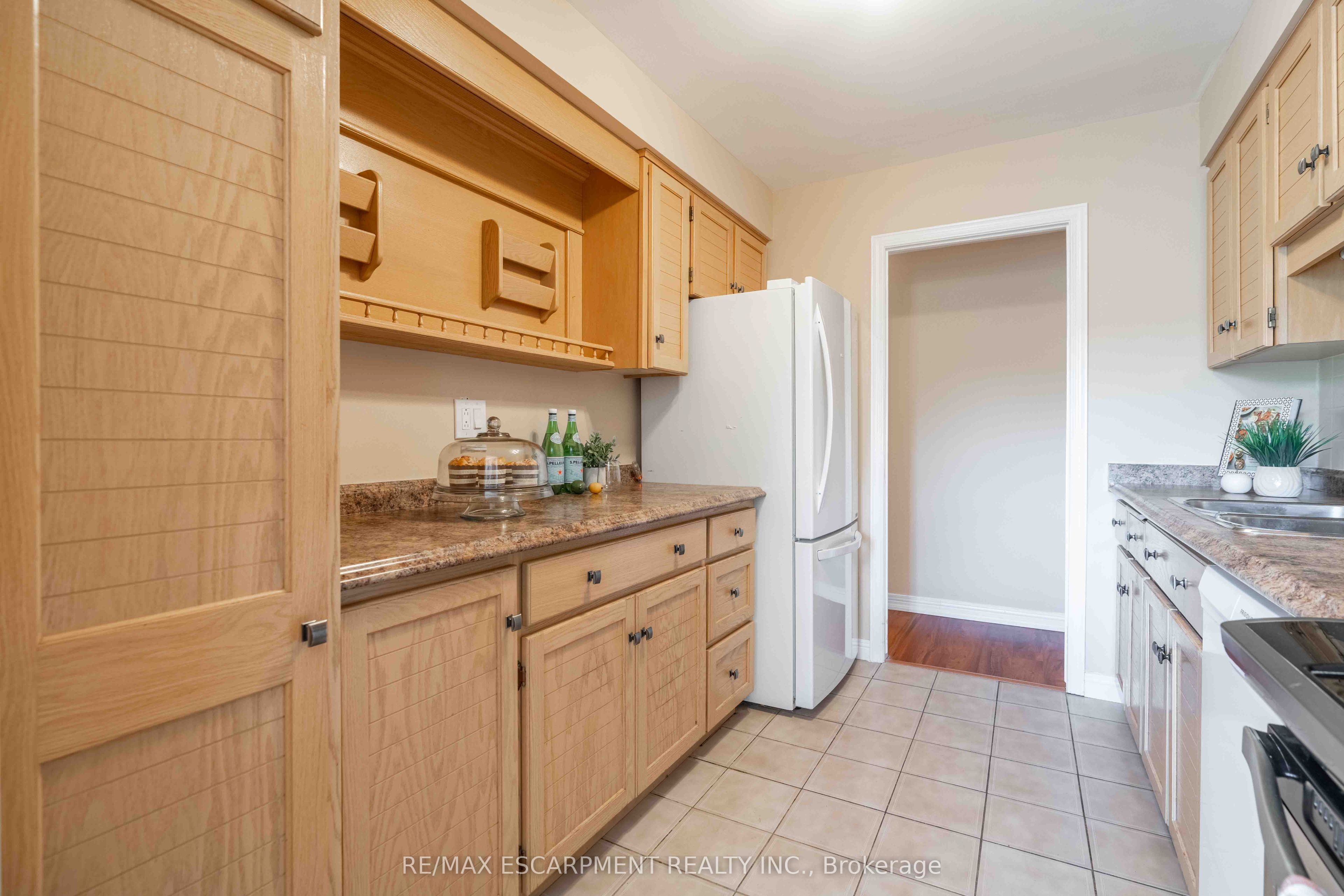 6 Village Green Boulevard 606 Property Photo 10