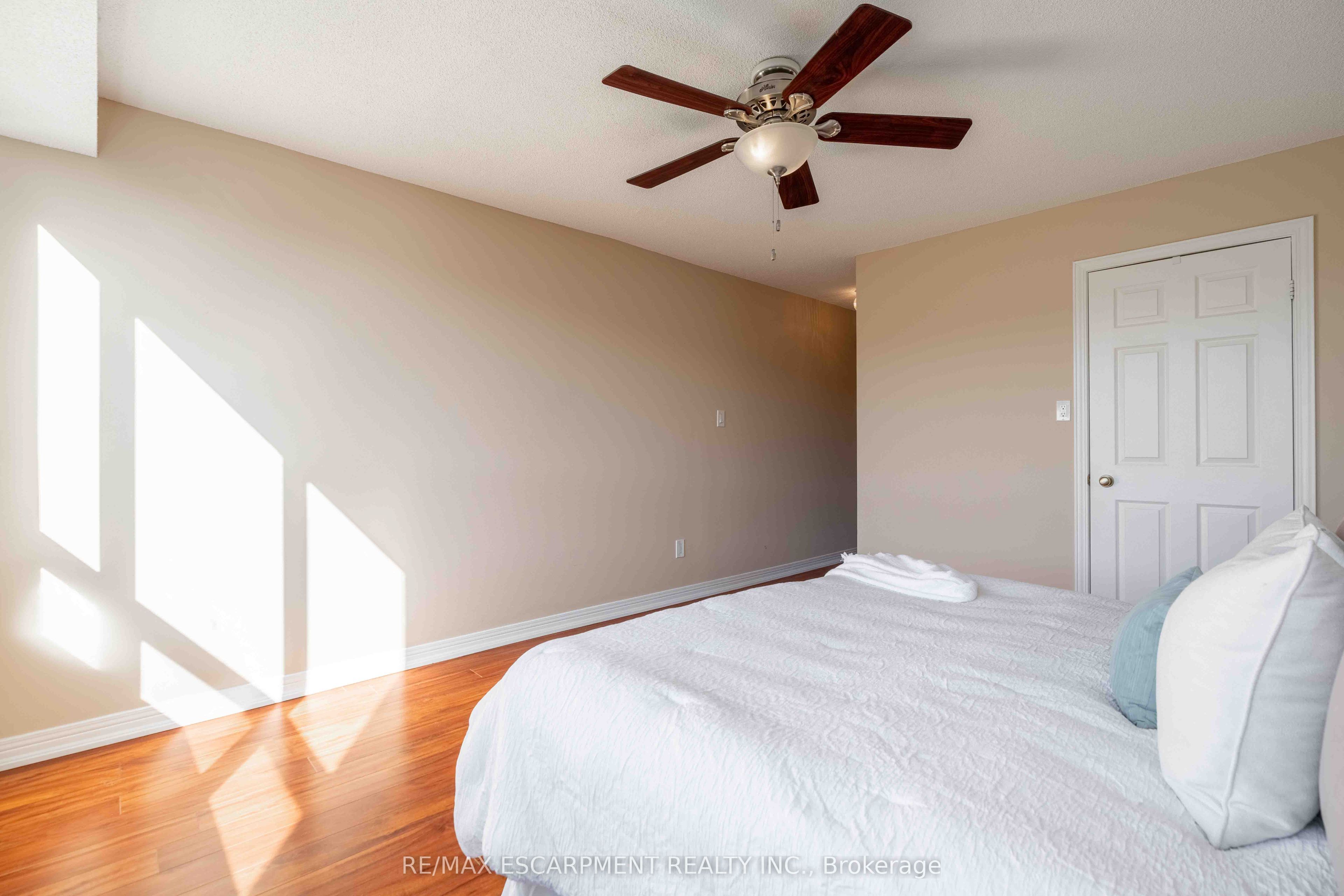 6 Village Green Boulevard 606 Property Photo 16