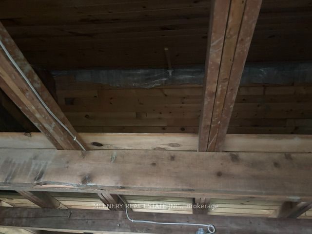 112 Queen Street W Property Photo 11
