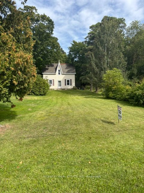 112 Queen Street W Property Photo 20