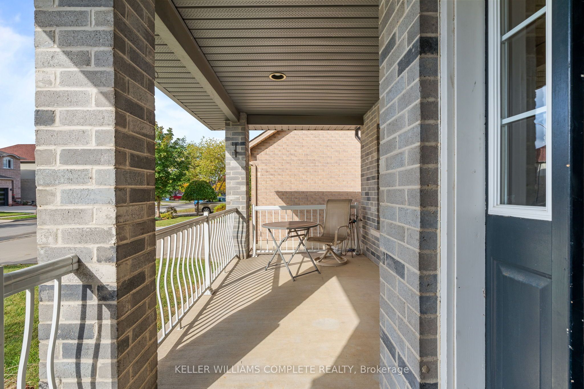 386 Old Mud Street Property Photo 4