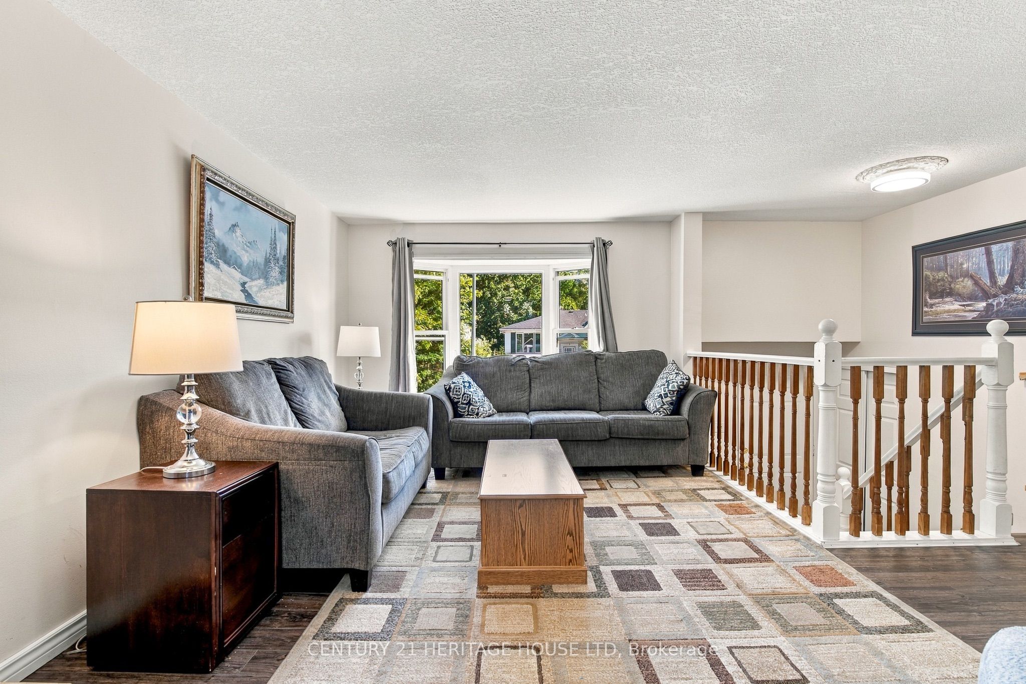 664 Hillview Road Property Photo 11