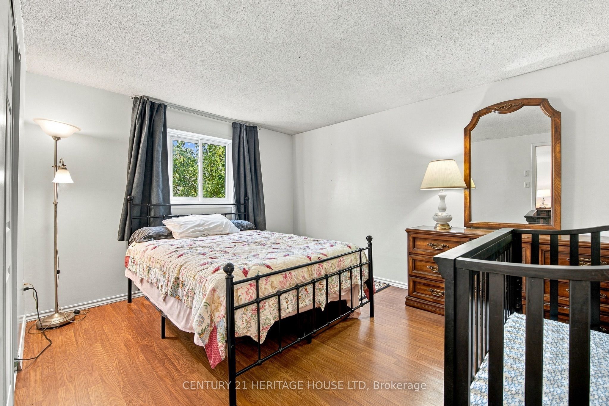 664 Hillview Road Property Photo 18
