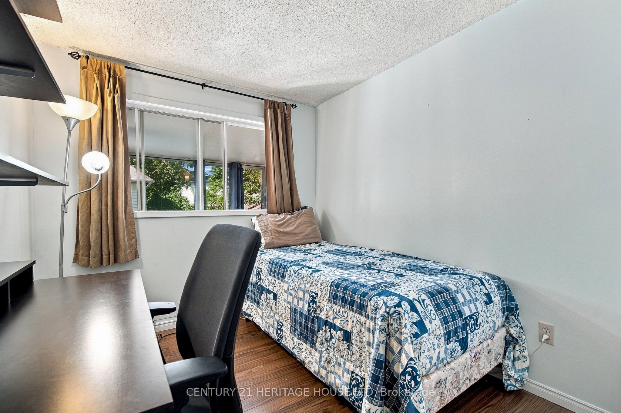 664 Hillview Road Property Photo 19