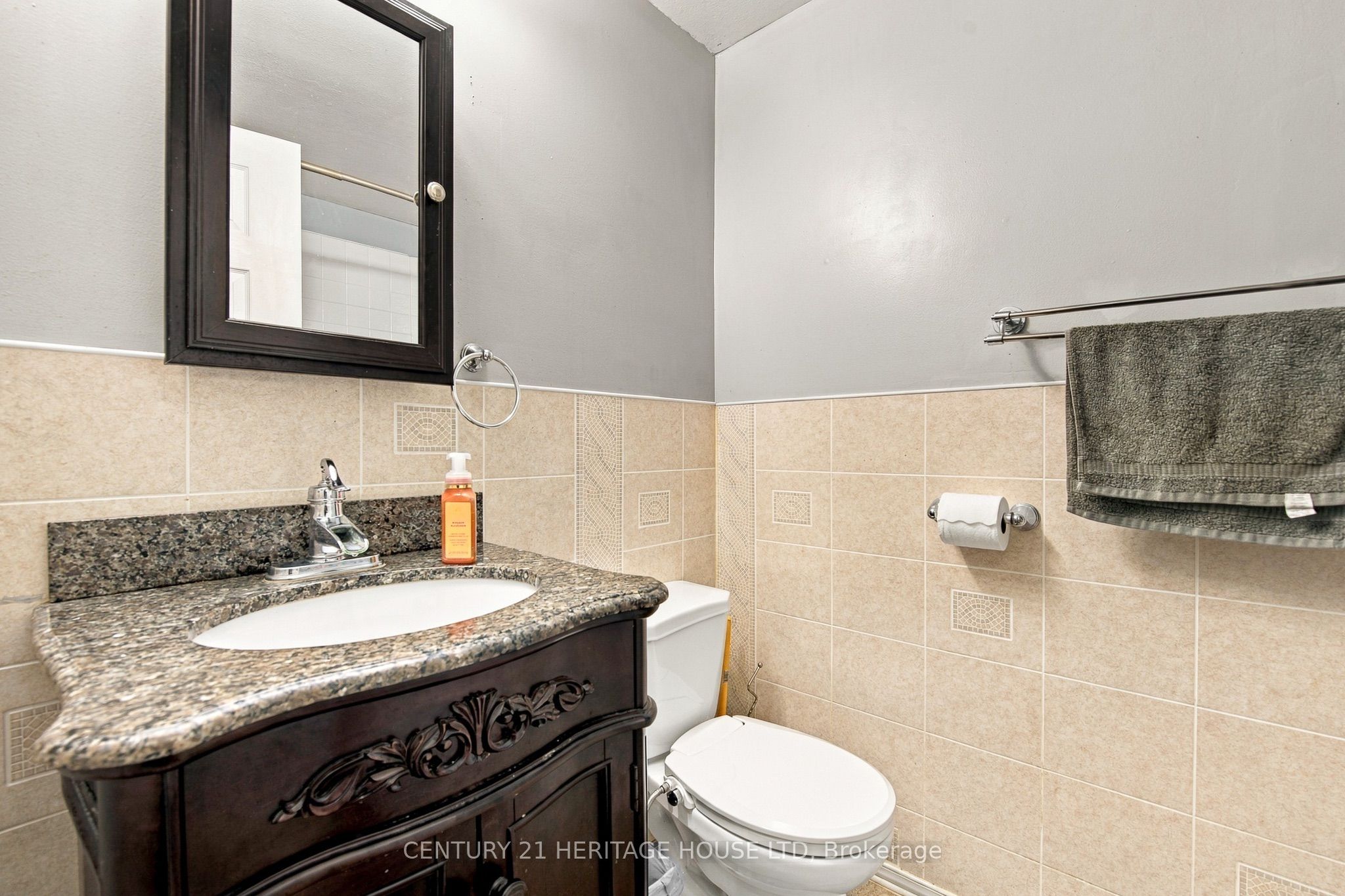 664 Hillview Road Property Photo 20