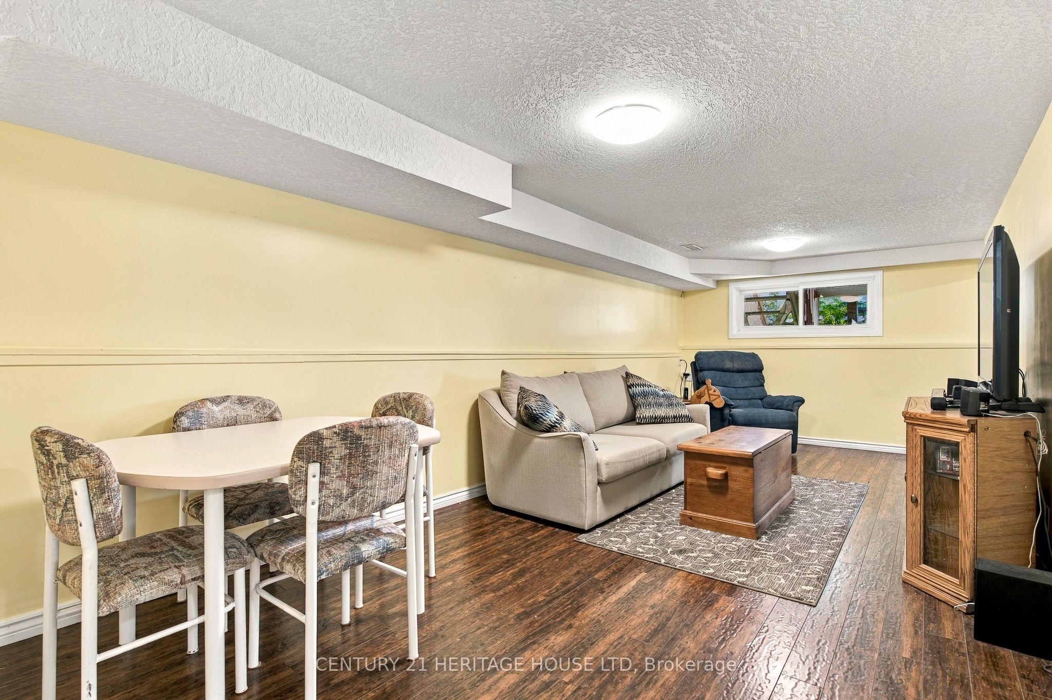 664 Hillview Road Property Photo 21