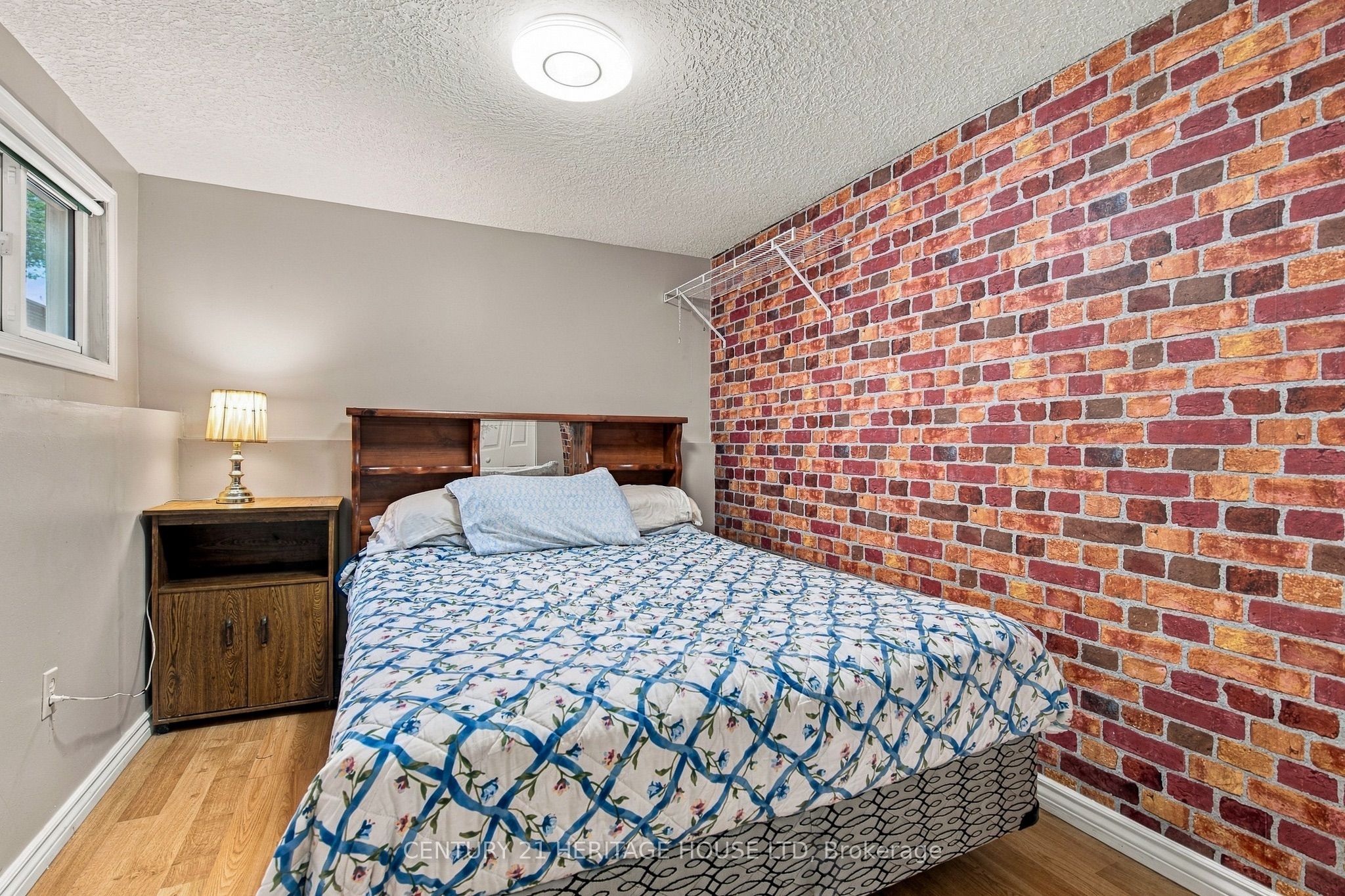 664 Hillview Road Property Photo 24