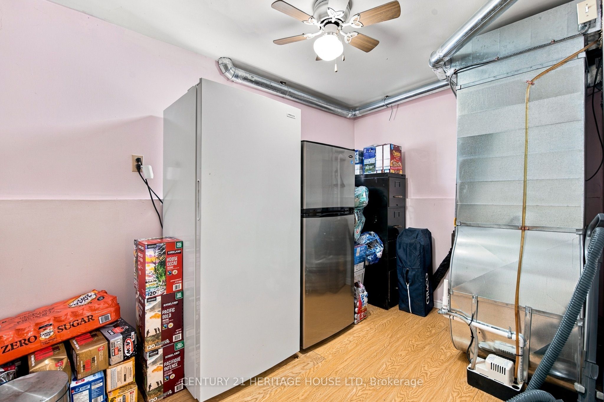 664 Hillview Road Property Photo 26