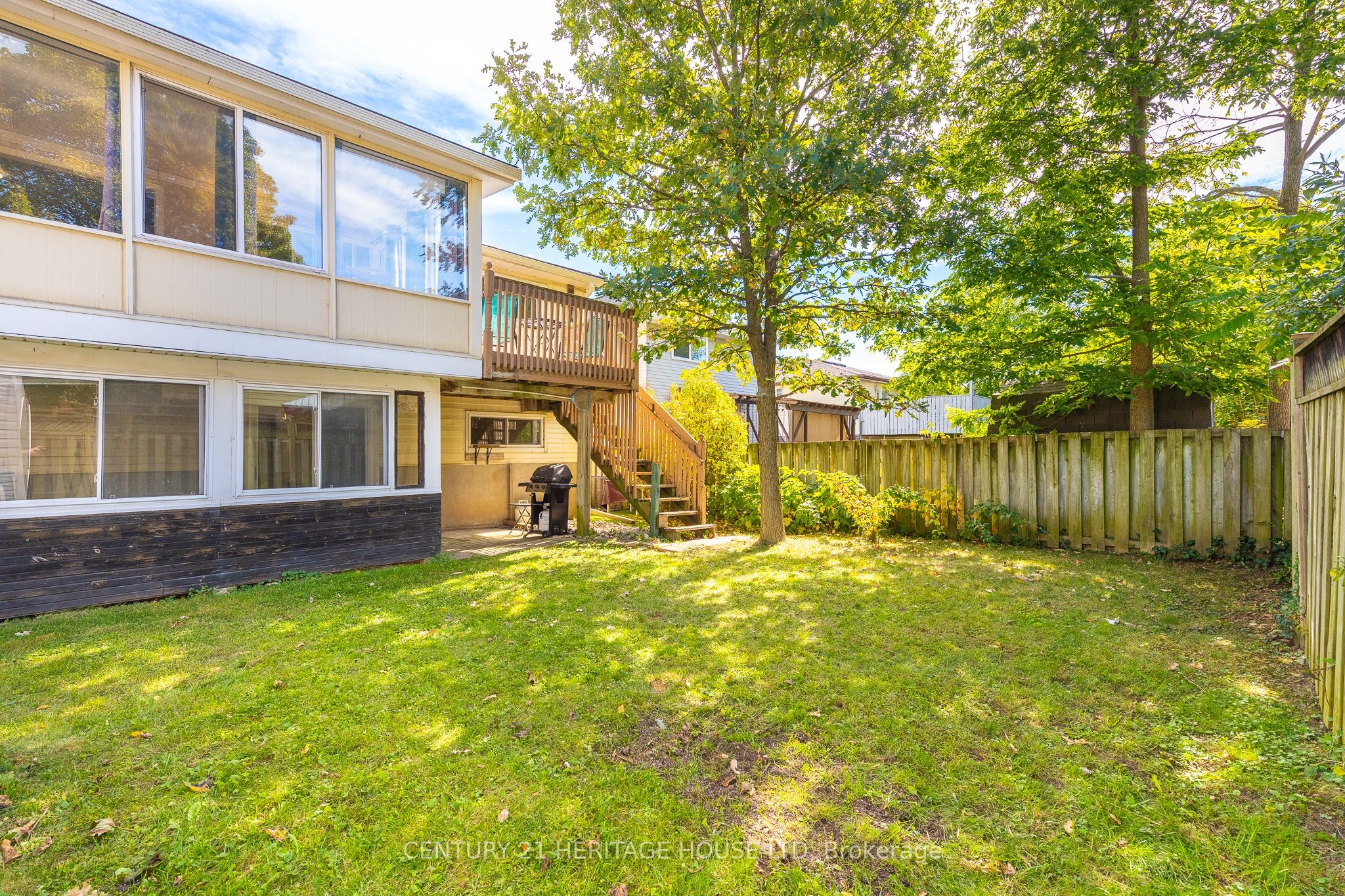 664 Hillview Road Property Photo 31