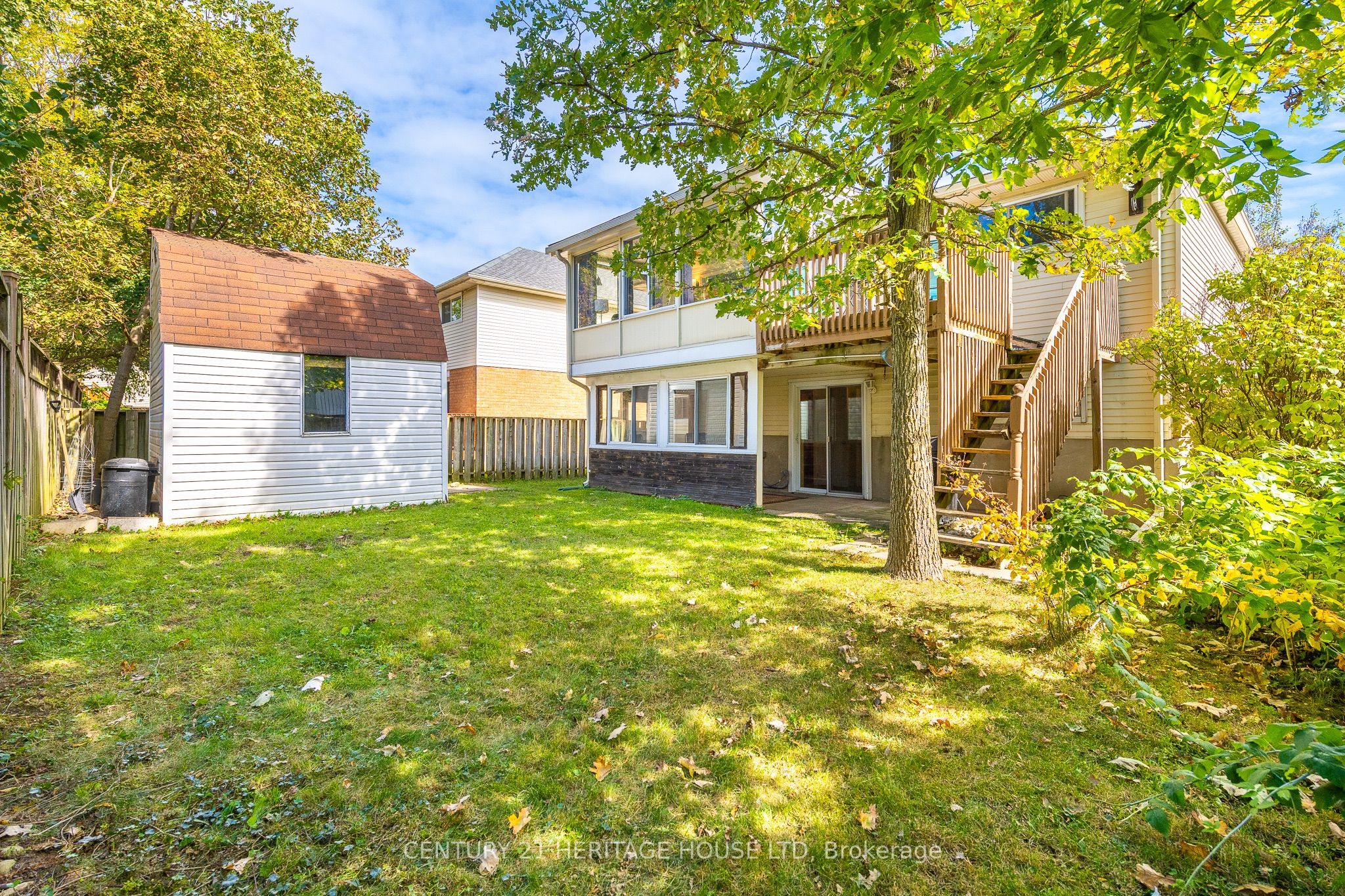 664 Hillview Road Property Photo 32