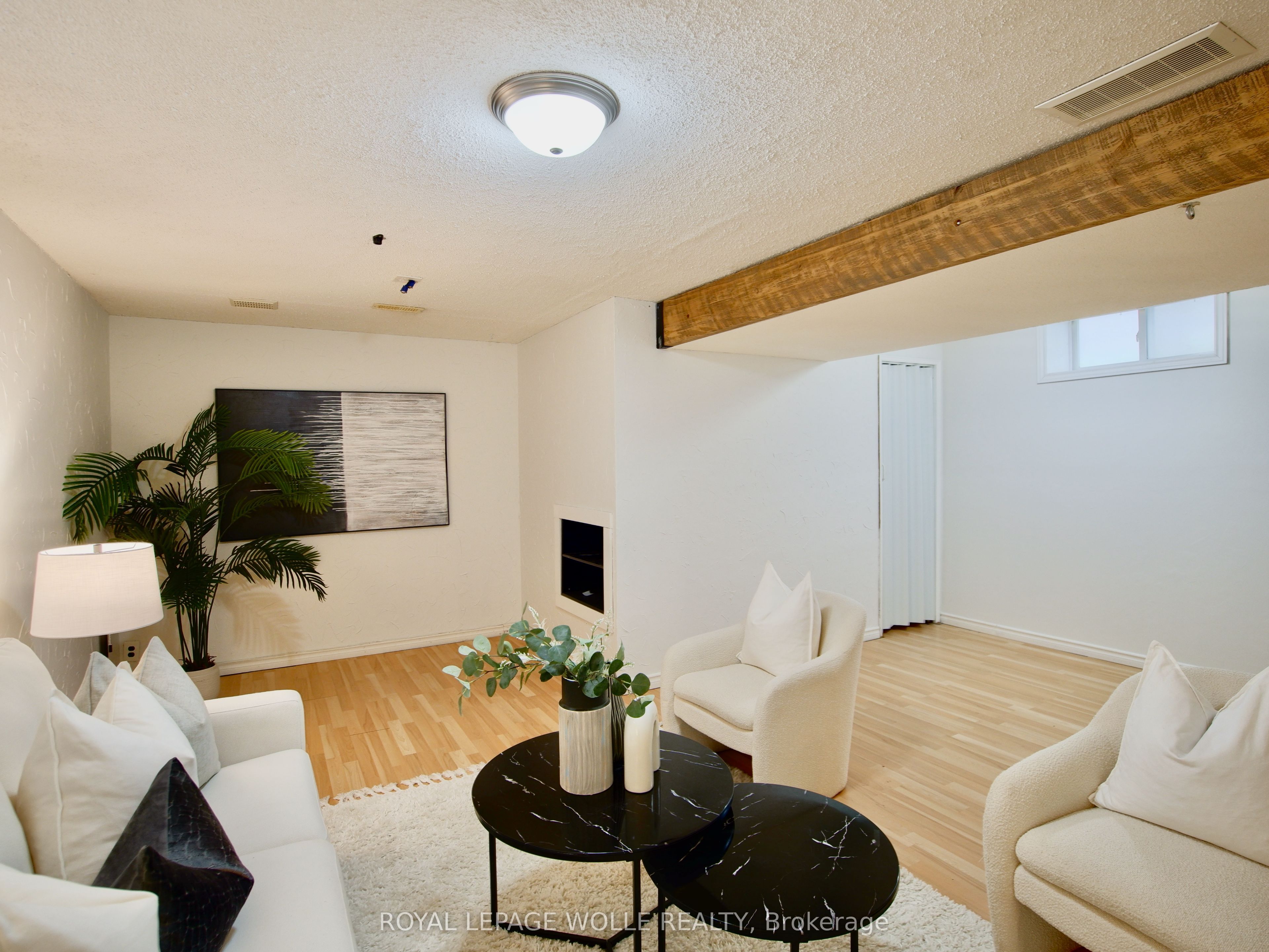 449 Exmoor Street Property Photo 29