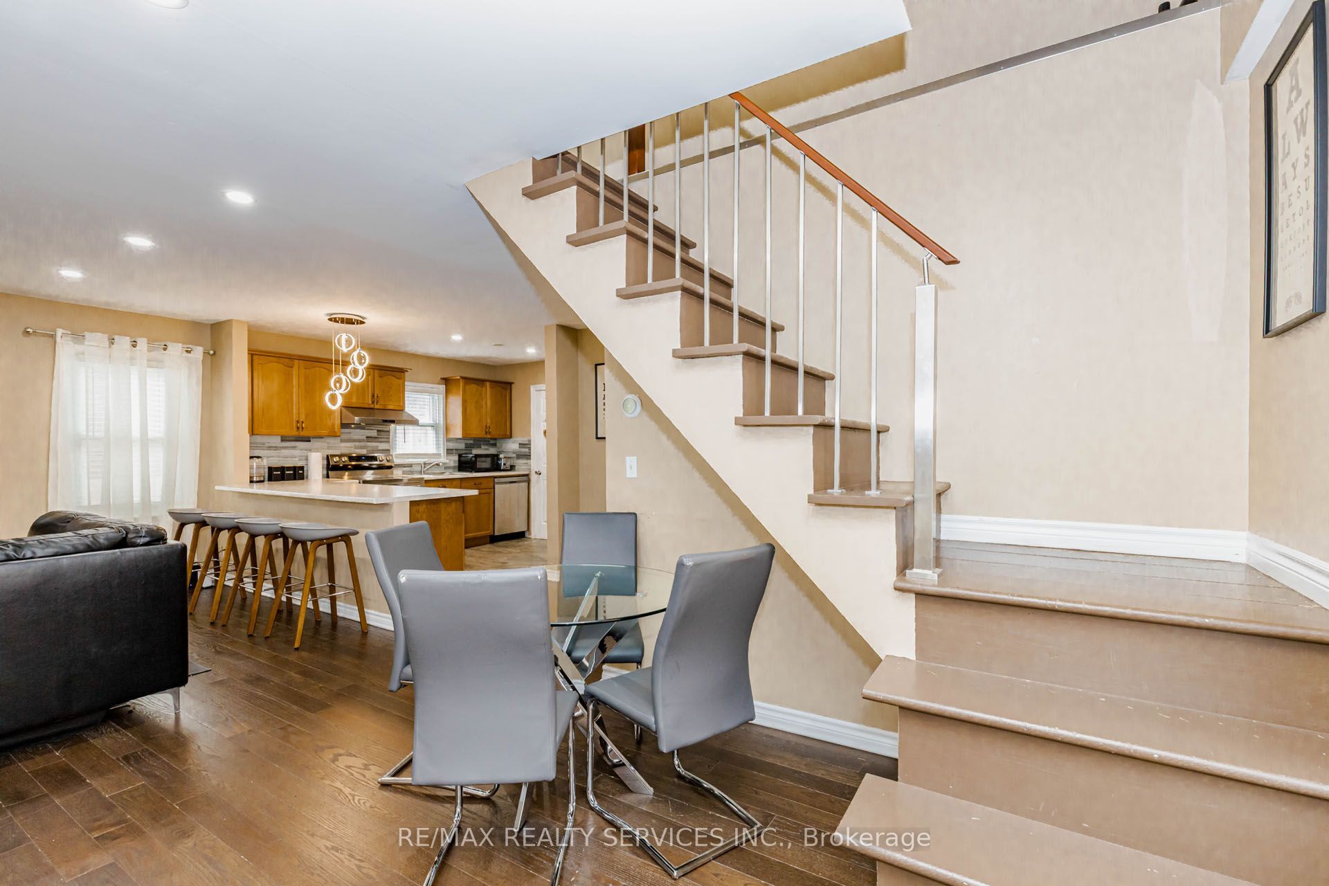 5315 Ontario Avenue Property Photo 5