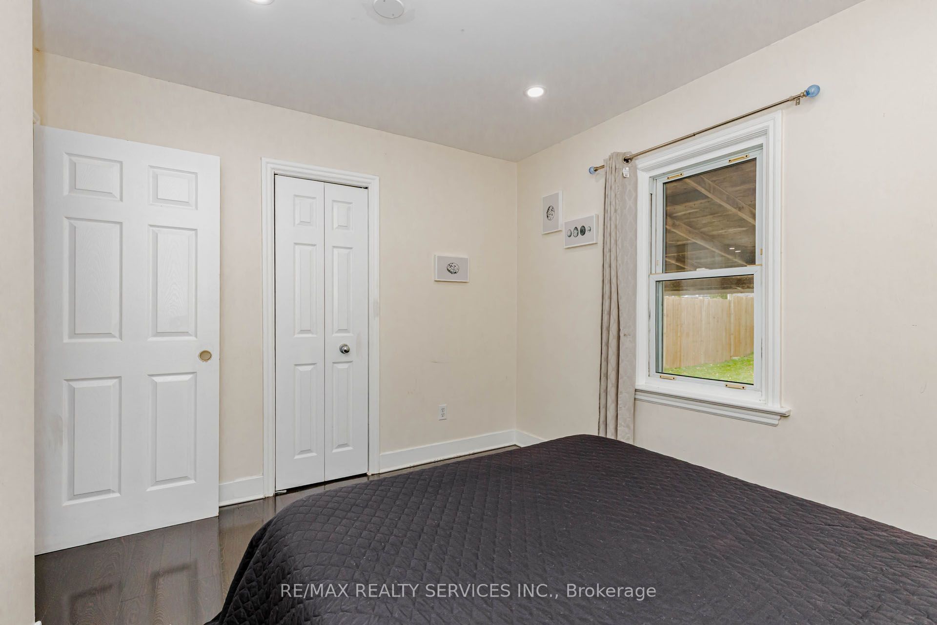 5315 Ontario Avenue Property Photo 18