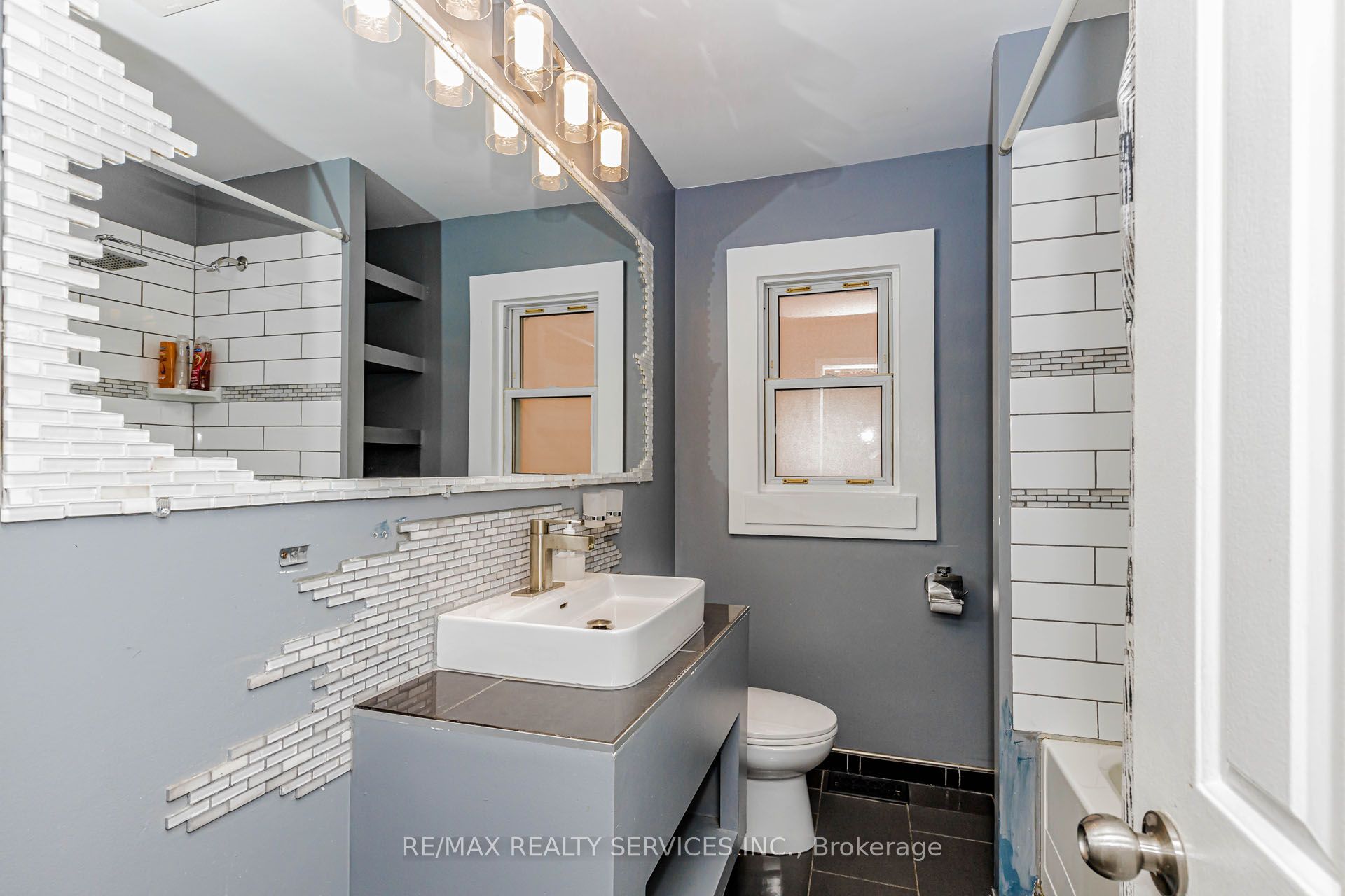 5315 Ontario Avenue Property Photo 19