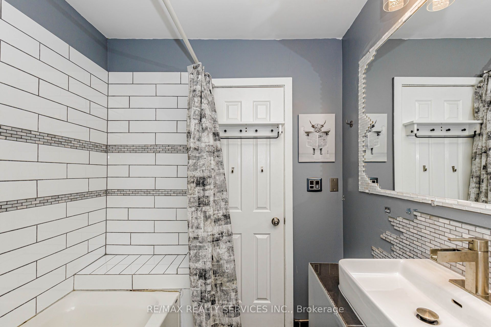 5315 Ontario Avenue Property Photo 20