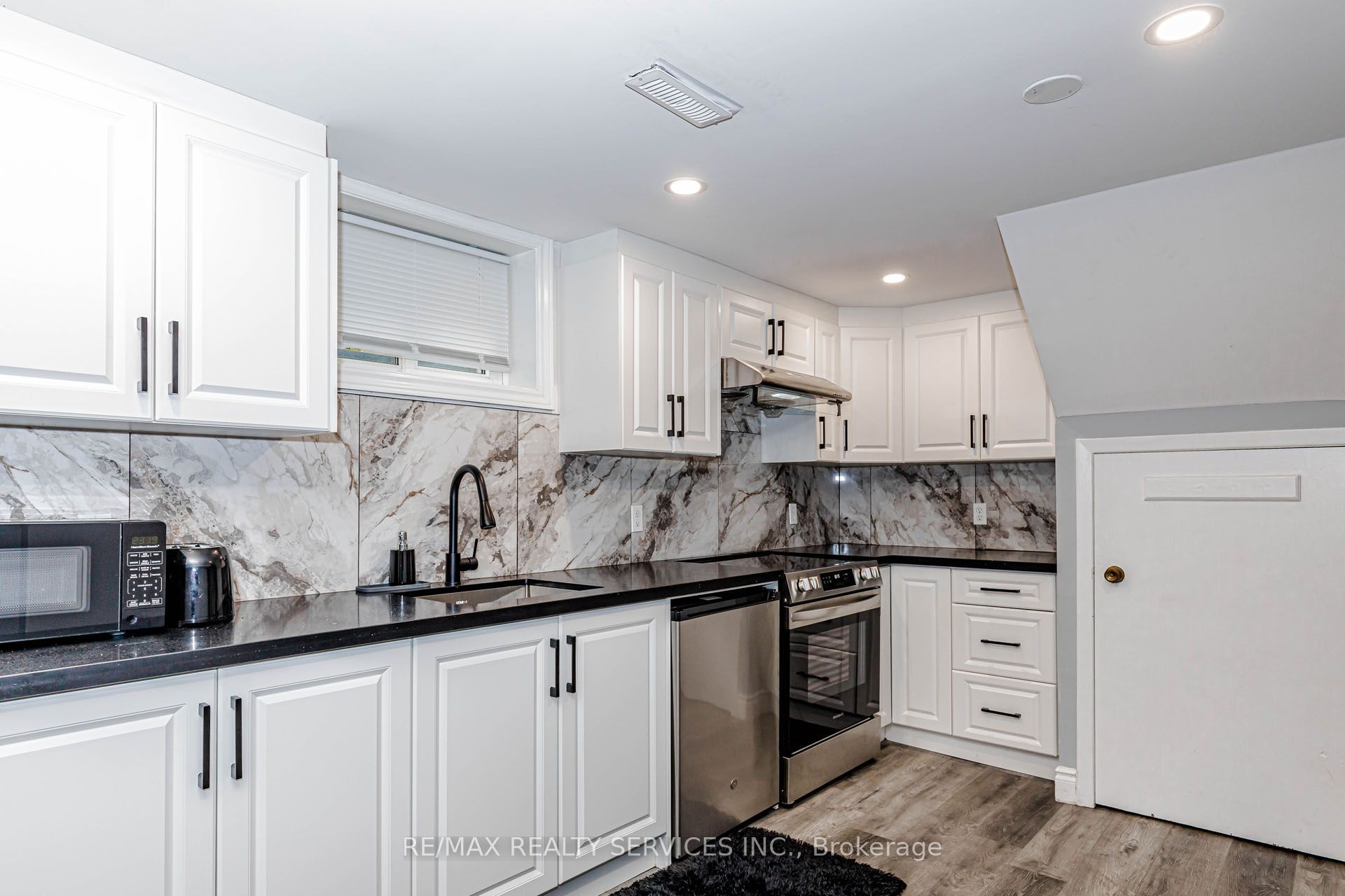 5315 Ontario Avenue Property Photo 35