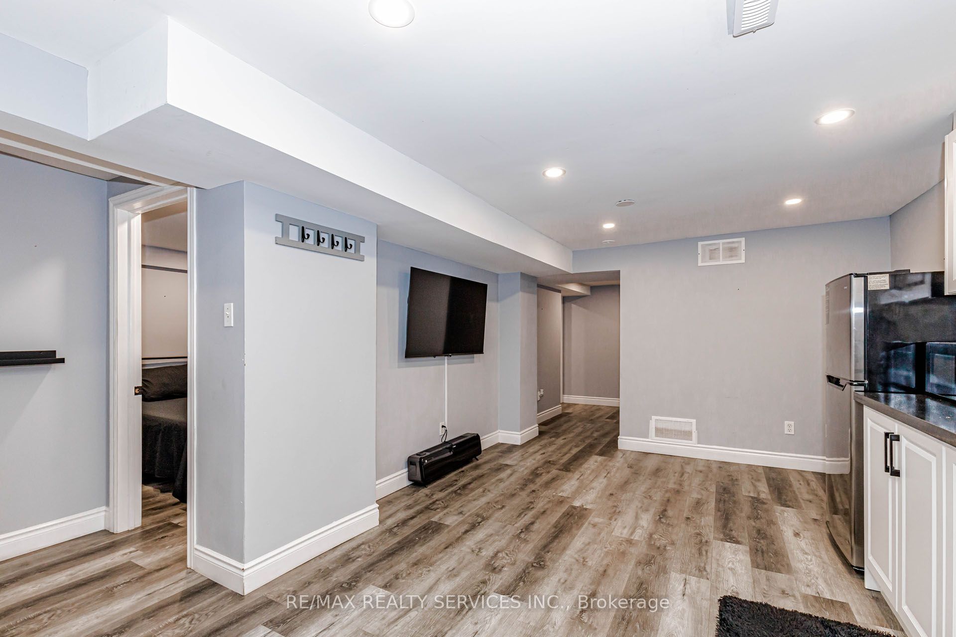 5315 Ontario Avenue Property Photo 37
