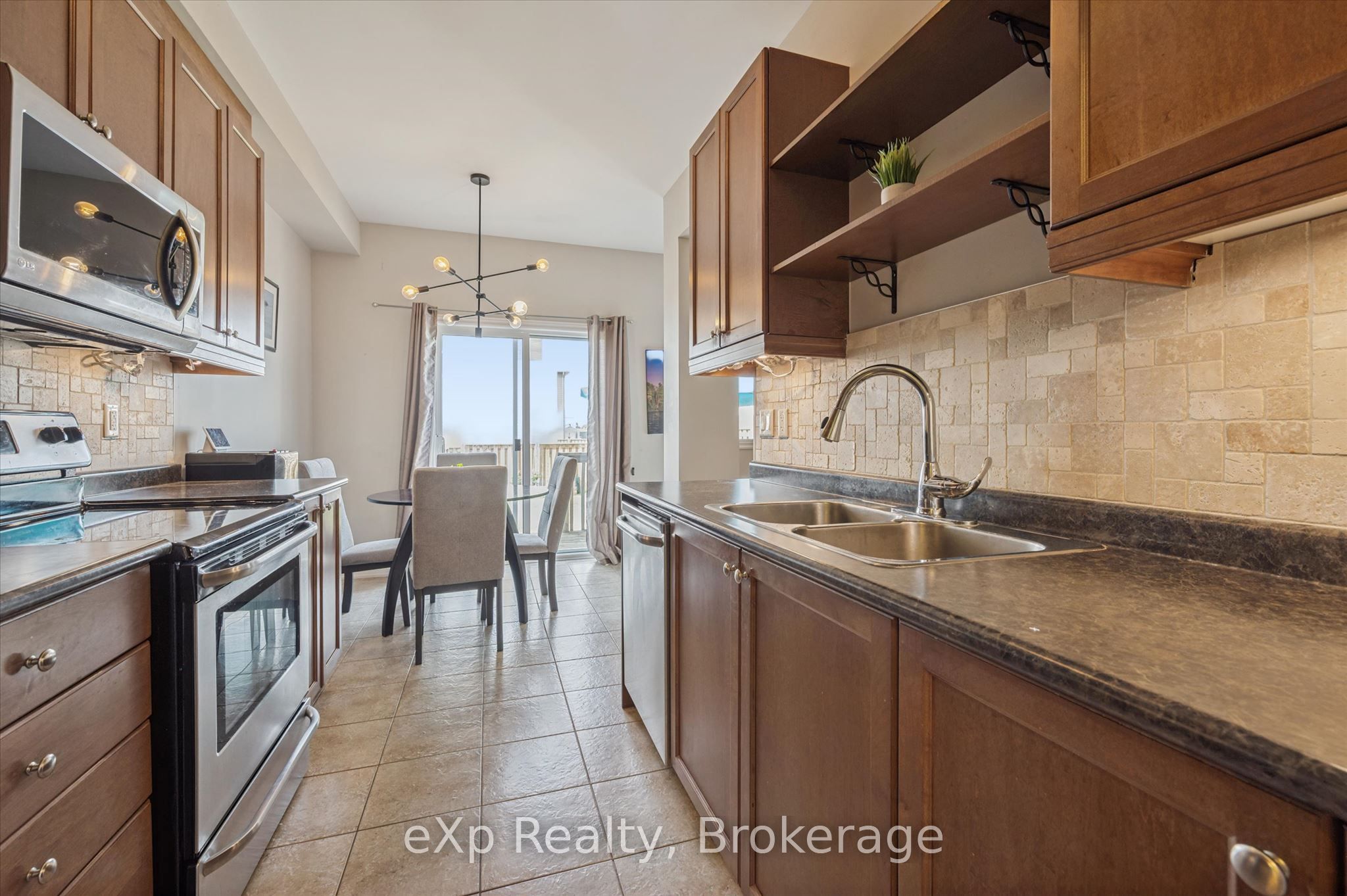 14 Sadler Street Property Photo 14
