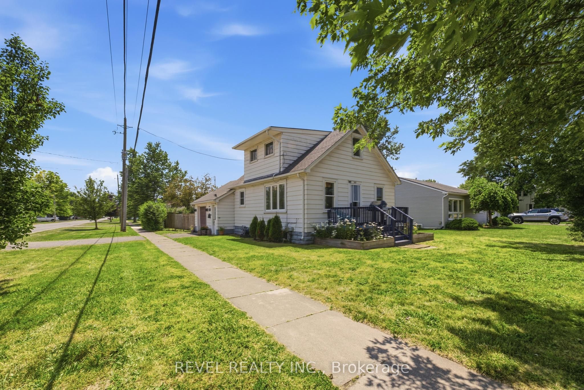 1217 Orchard Avenue Property Photo 1