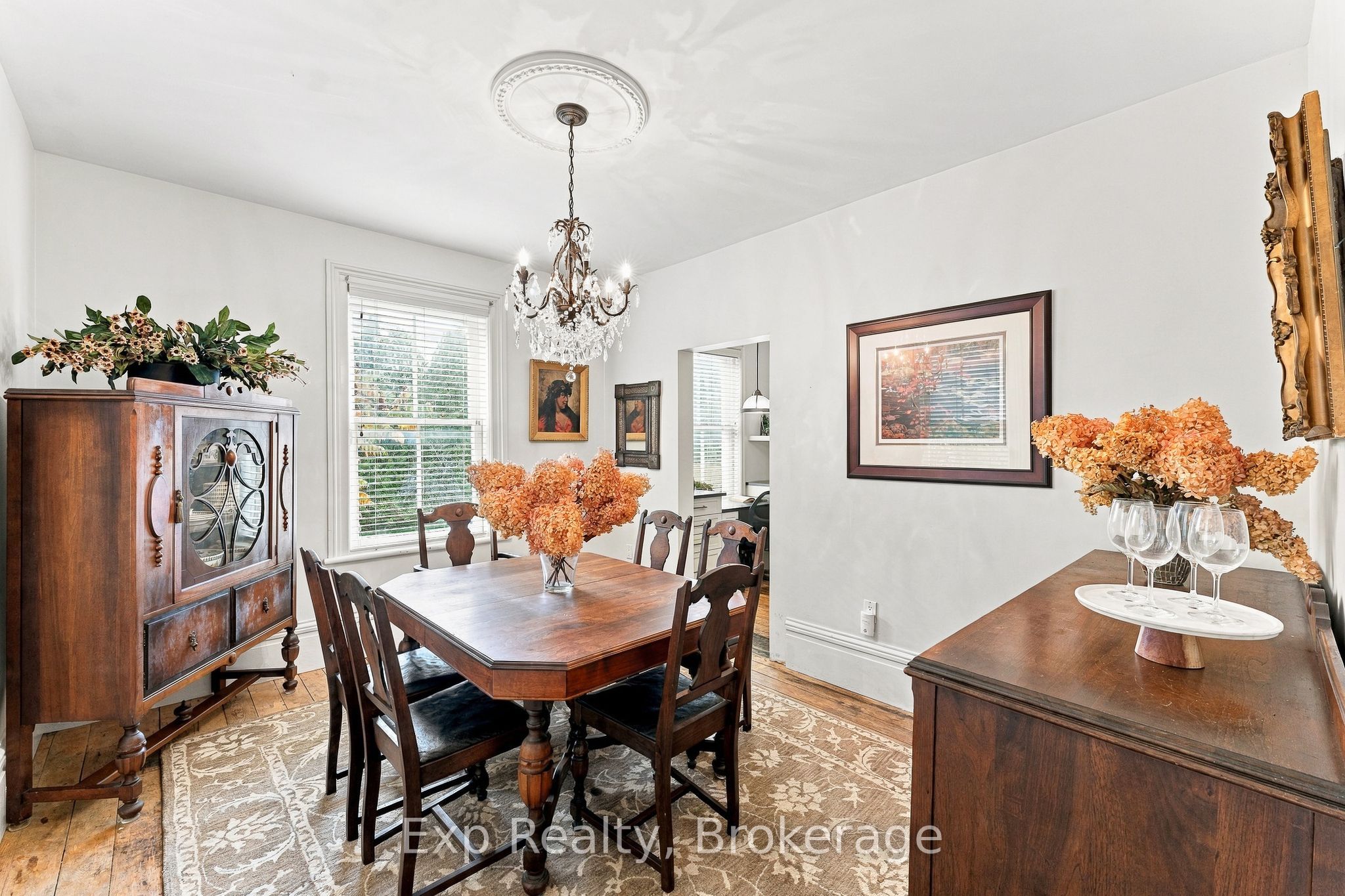 835 Brook Road N Property Photo 17