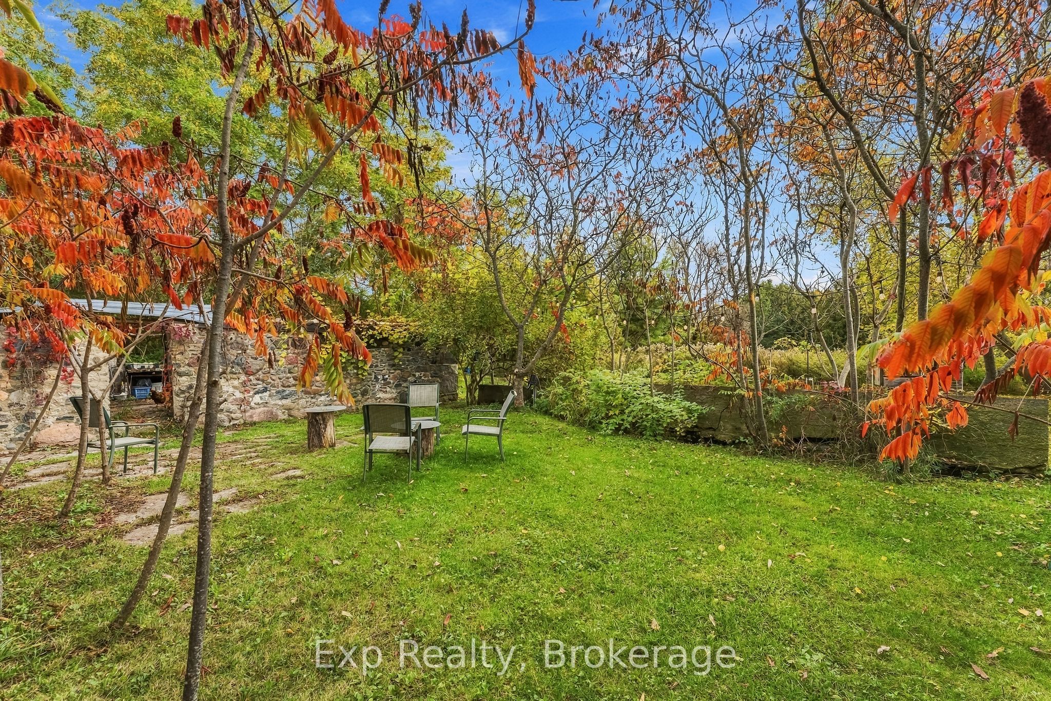 835 Brook Road N Property Photo 36