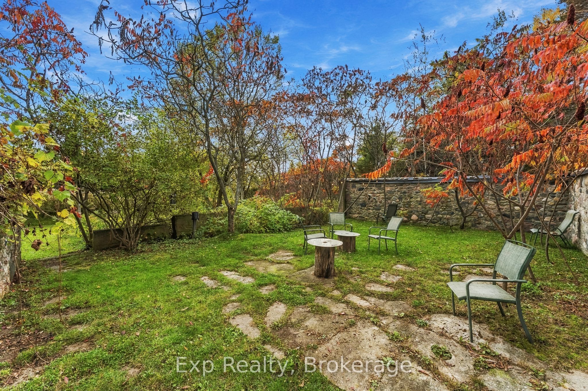 835 Brook Road N Property Photo 37