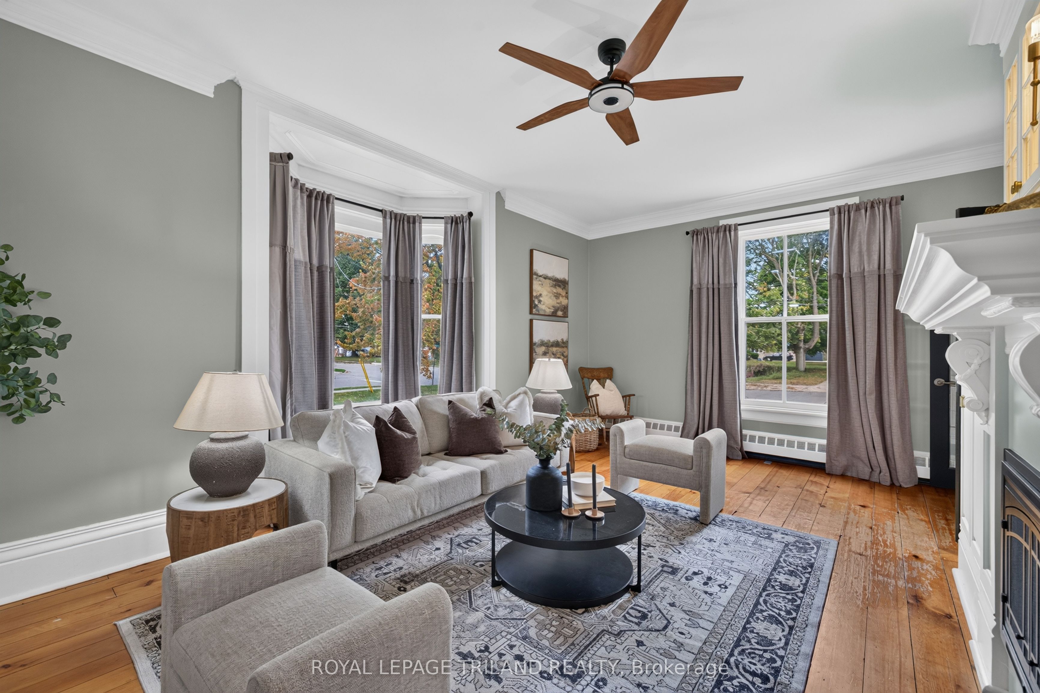 64 South Street W Property Photo 8
