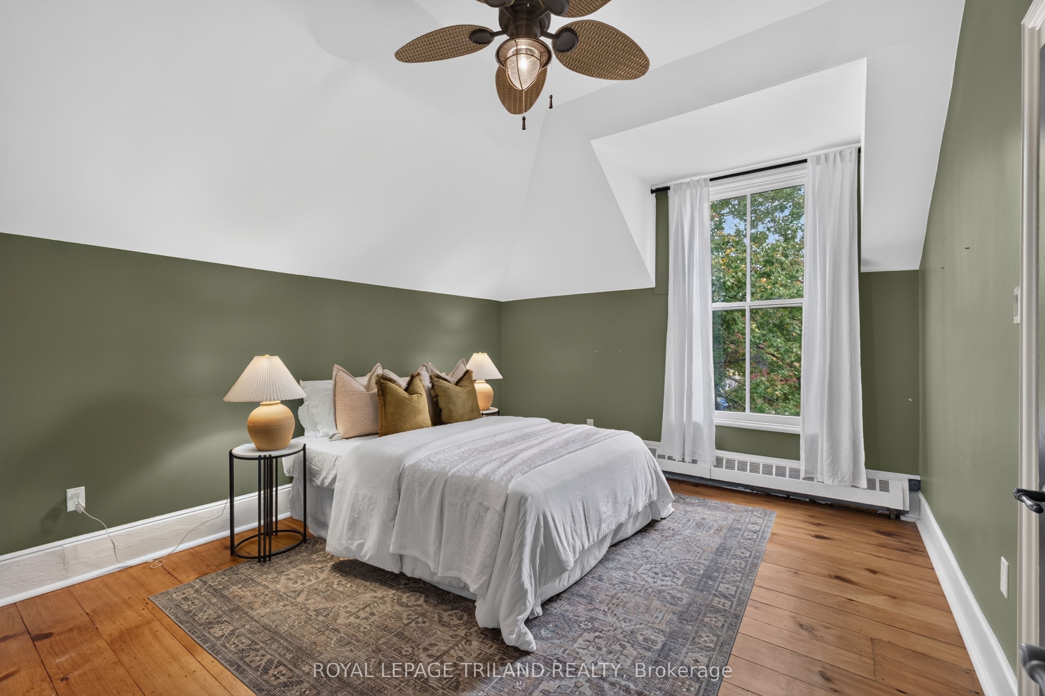 64 South Street W Property Photo 24