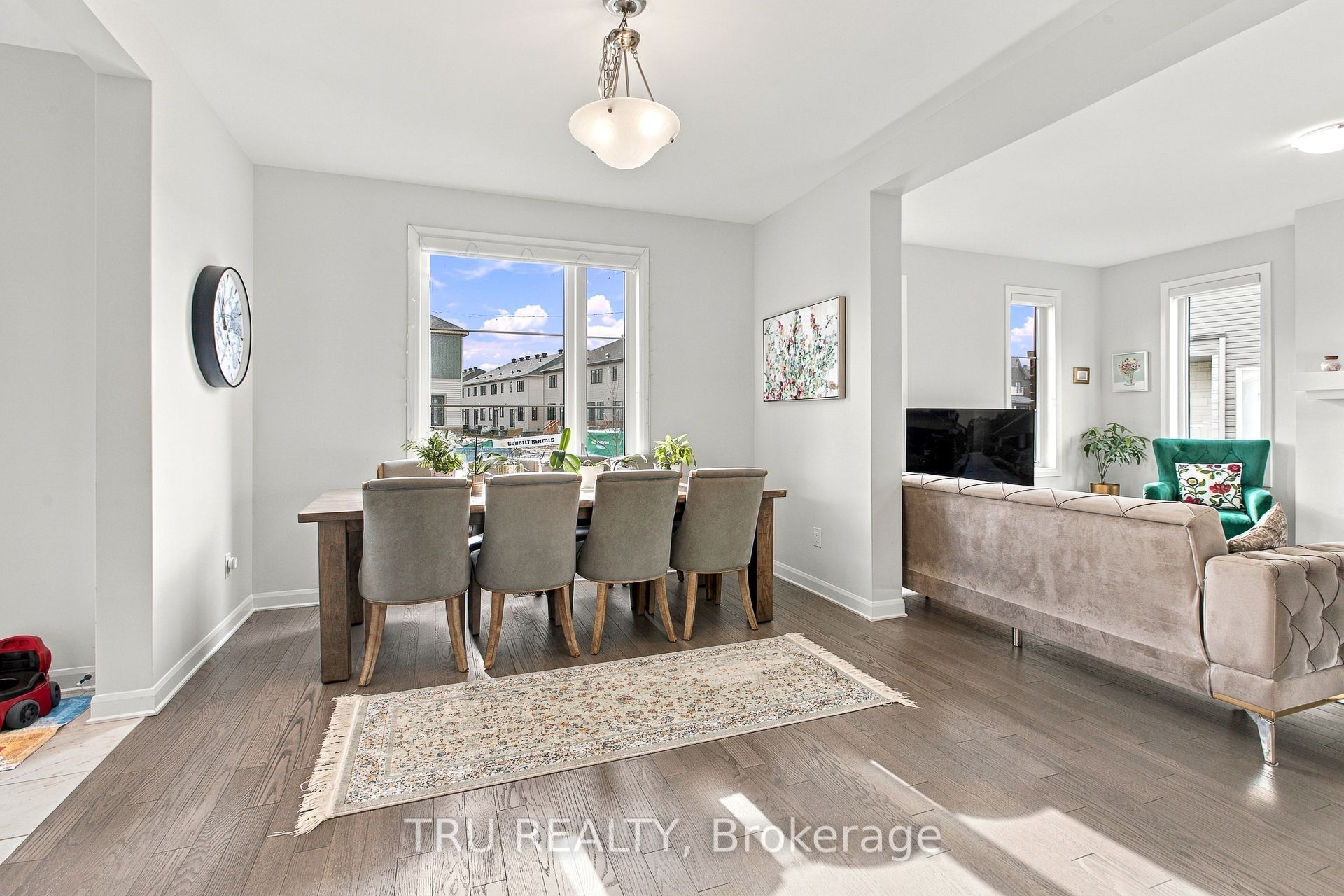 624 Galarneau Way Property Photo 7