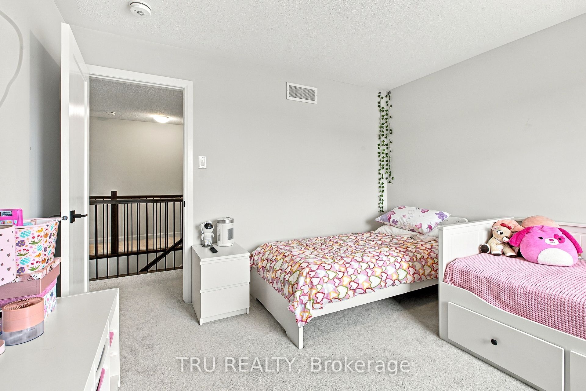 624 Galarneau Way Property Photo 27