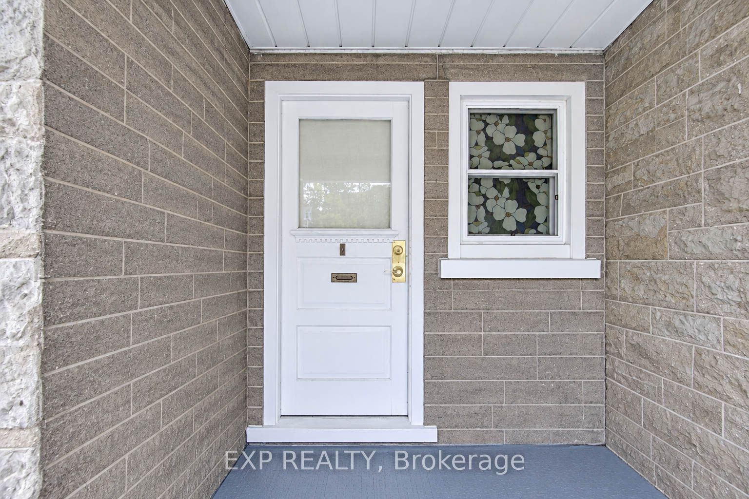 5 George Street S Property Photo 7