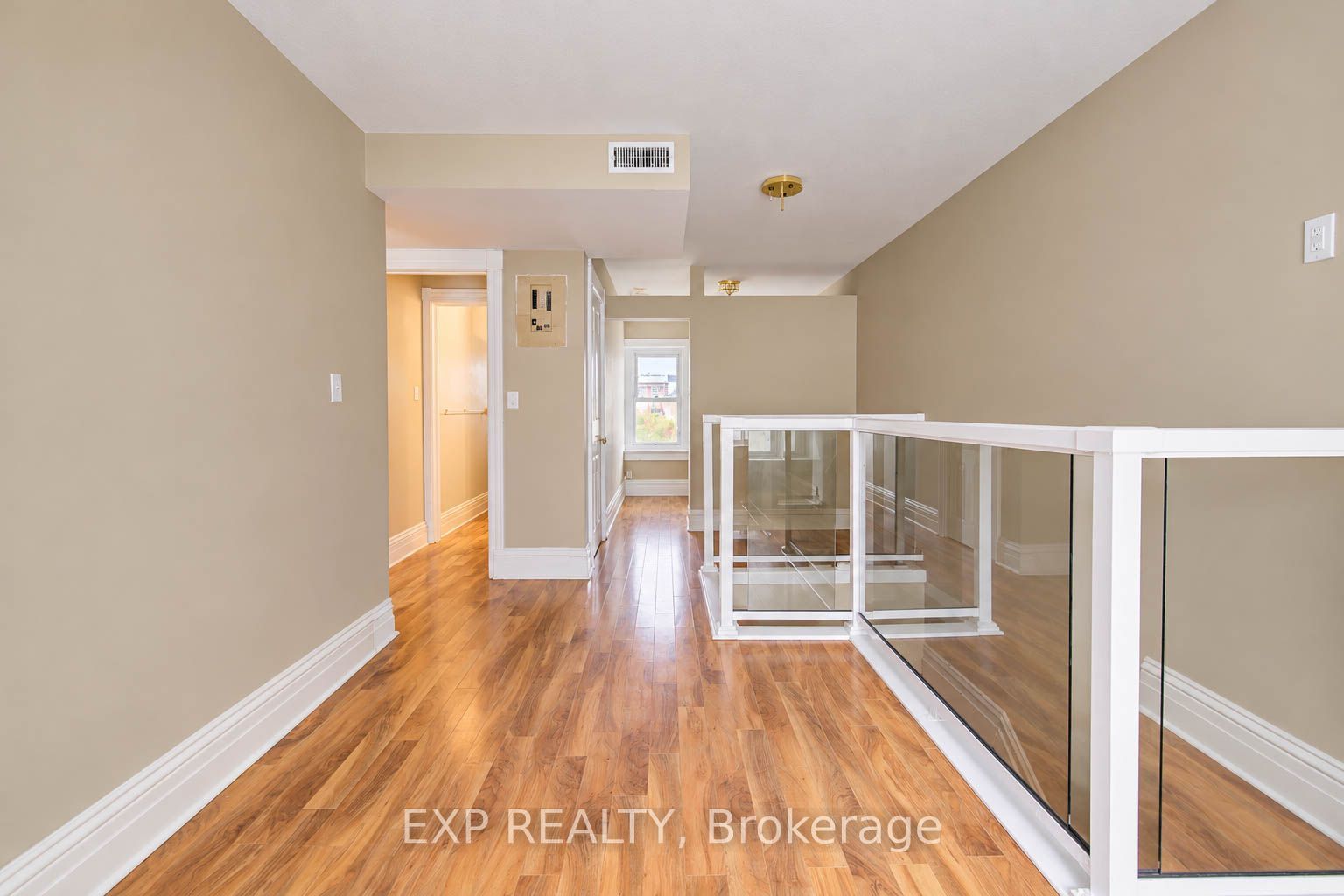5 George Street S Property Photo 12