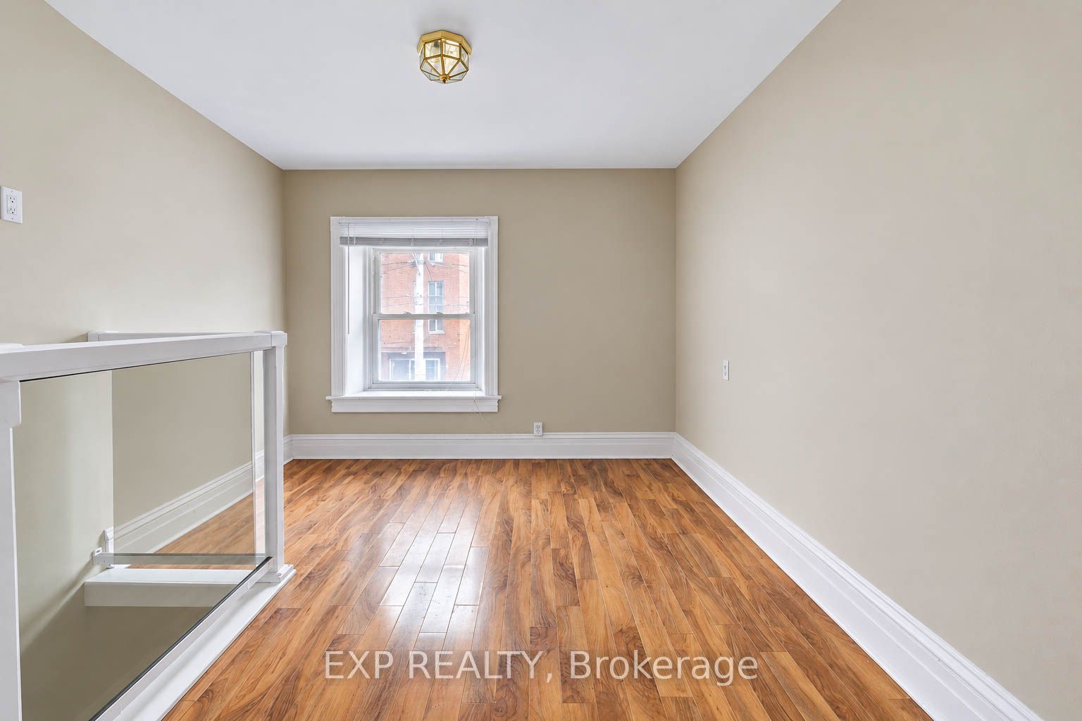 5 George Street S Property Photo 16