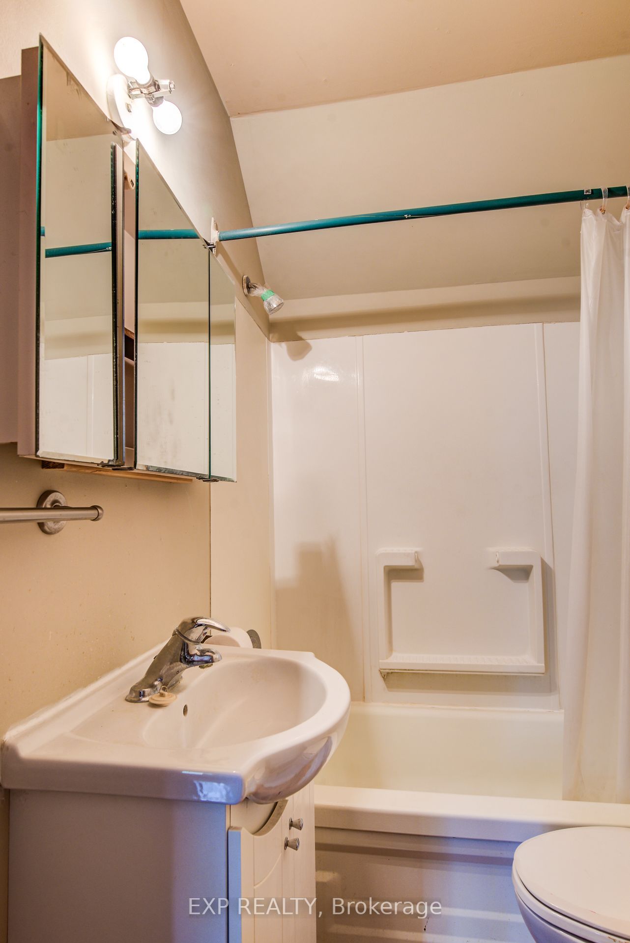 5 George Street S Property Photo 31