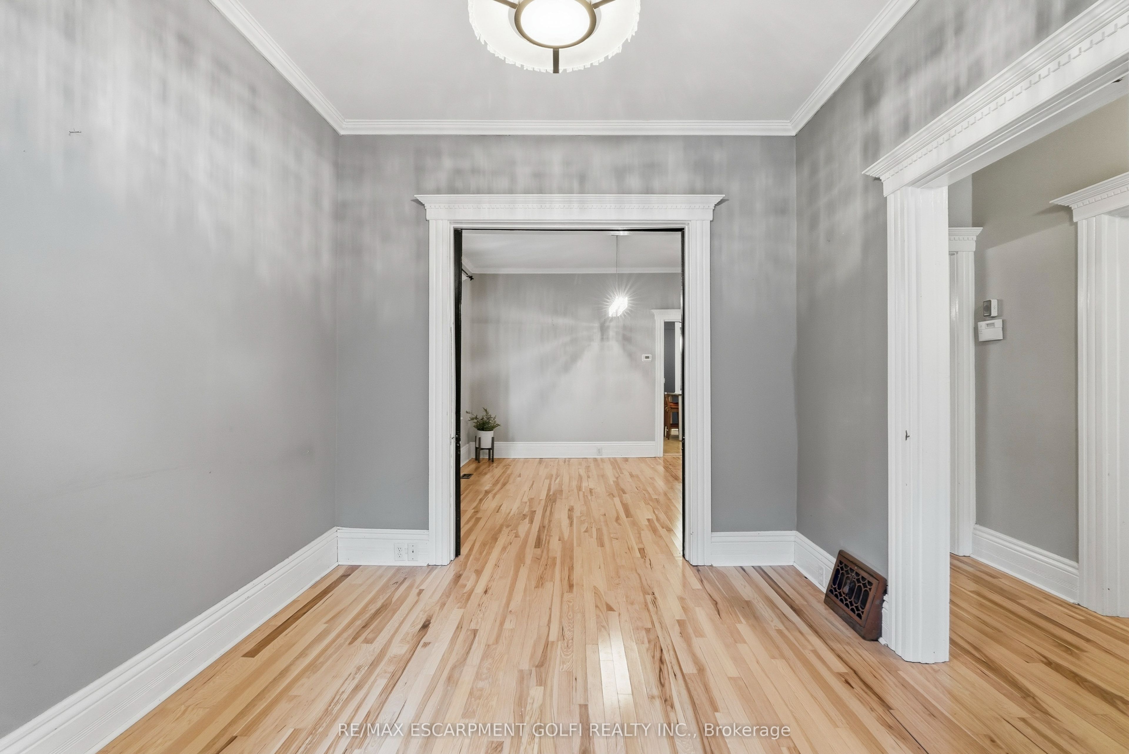198 Duke Street Property Photo 4