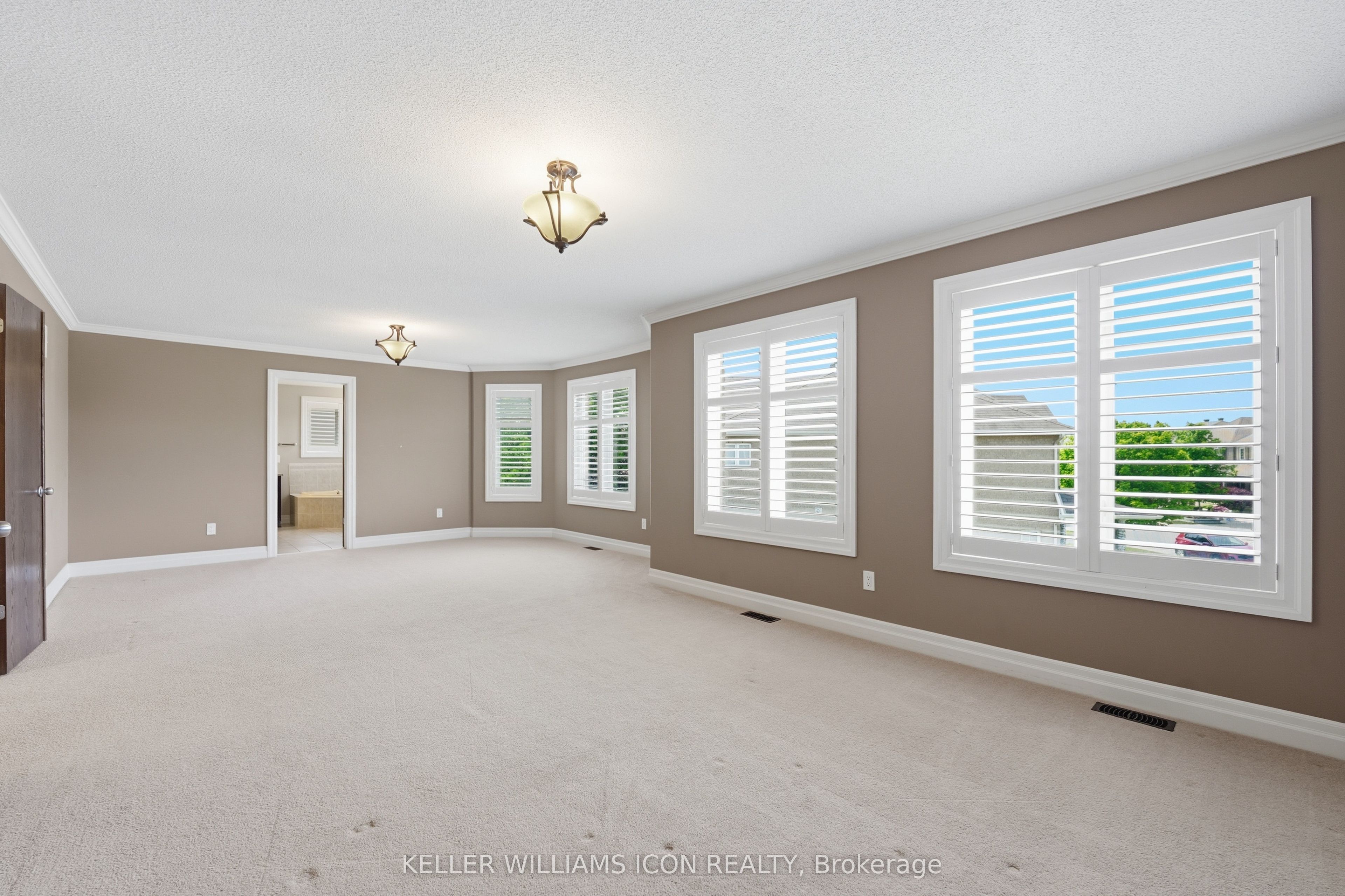 246 Madhu Crescent Property Photo 25