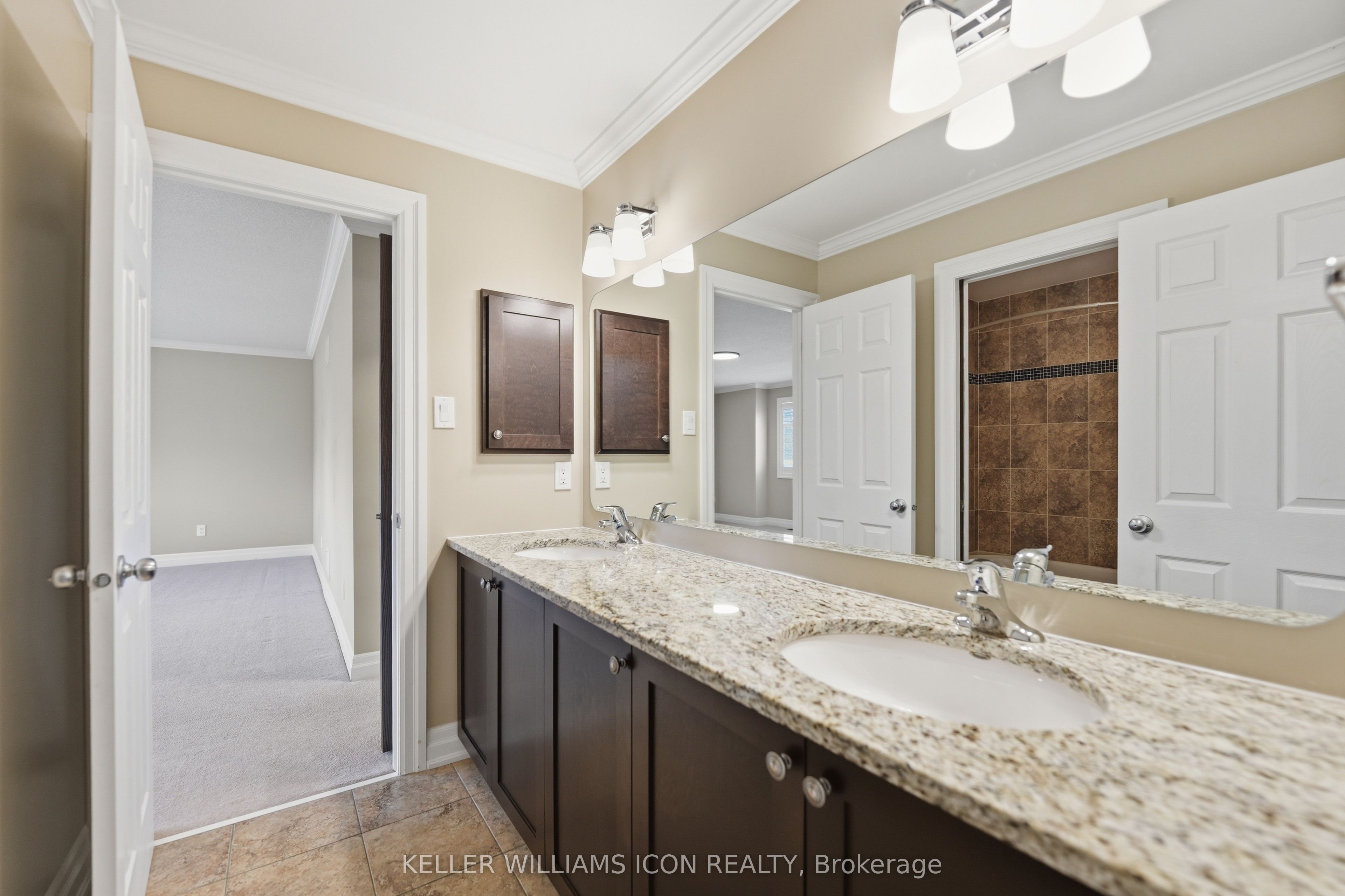 246 Madhu Crescent Property Photo 31