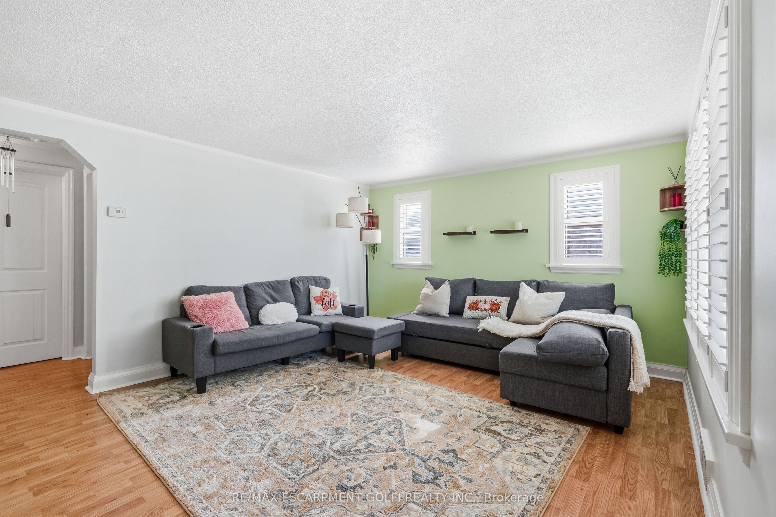 58 Harold Avenue Property Photo 2