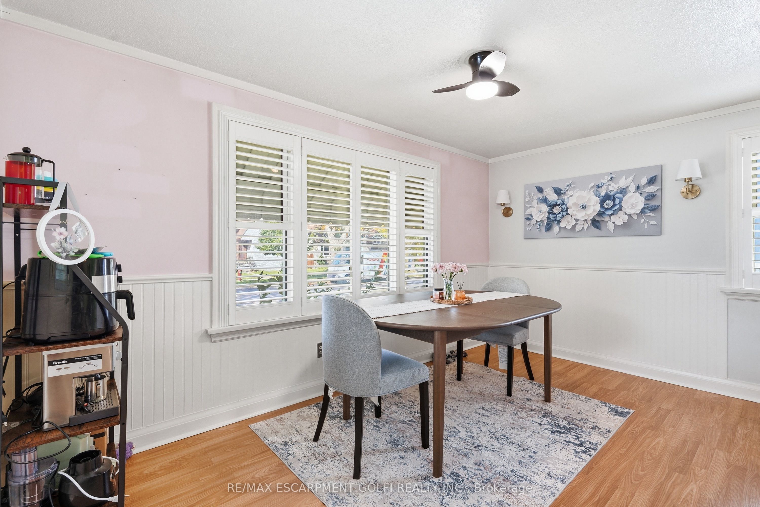 58 Harold Avenue Property Photo 6