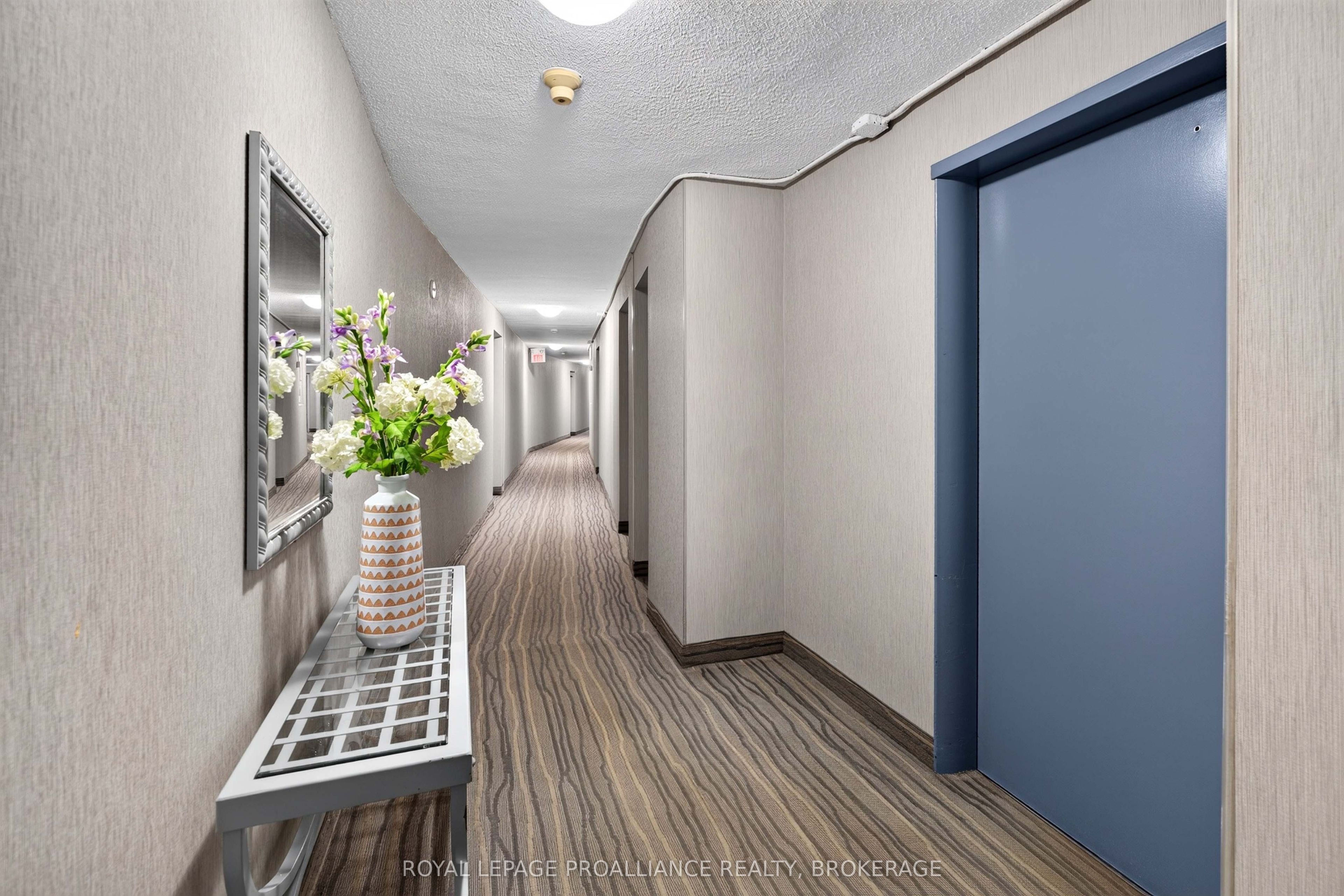 1 Mowat Avenue 403 Property Photo 10