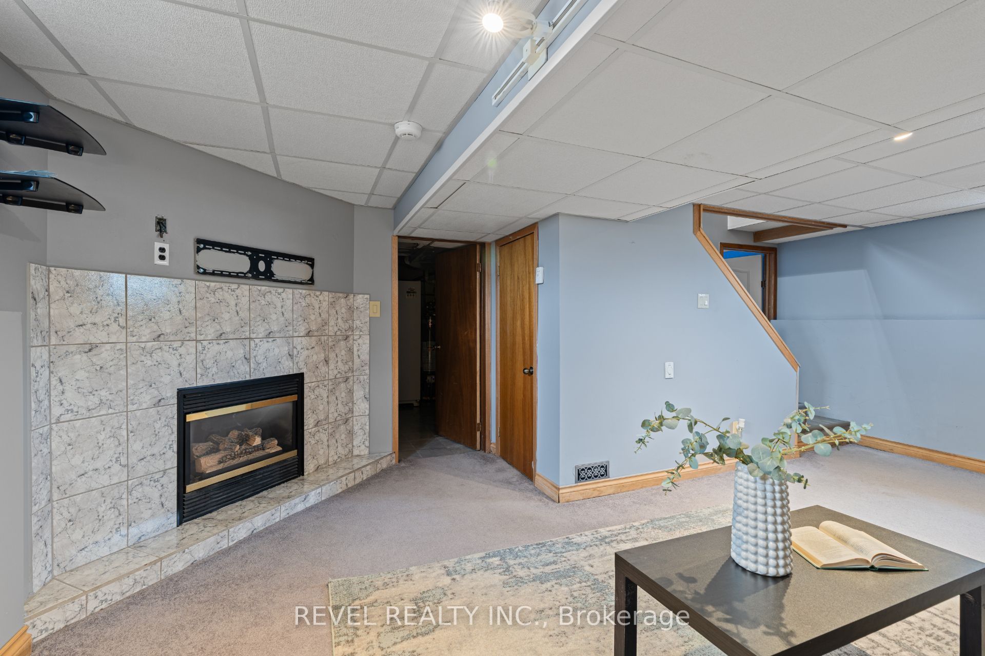 3 1/2 Dundonald Street Property Photo 28