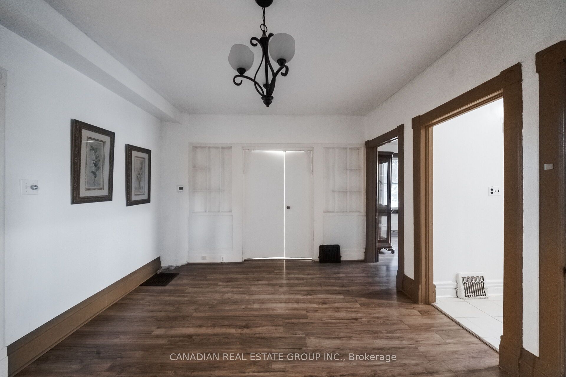 17 Oak Street Property Photo 12